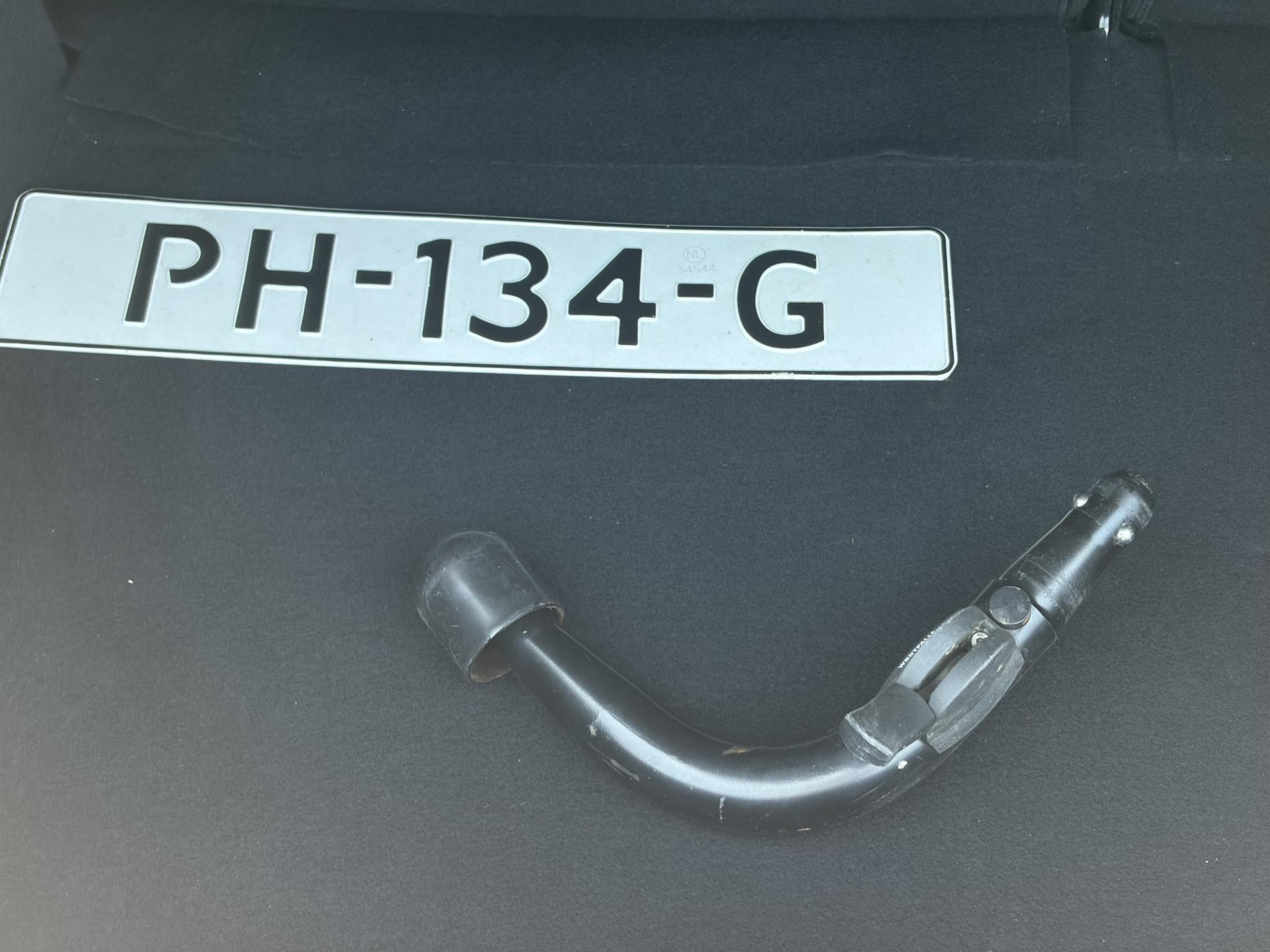 Peugeot 208 1.2 PureTech Allure 1e Eigenaar,D-riem vv in 2023,Afn.Trekhaak,Dealer Onderhouden,Carplay,Navi,Clima,Cruise,Lm velgen,110pk,N.A.P,Pdc,Apk tot 07-2027