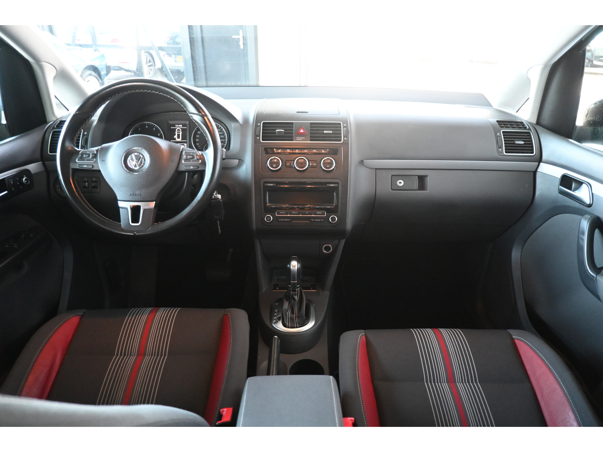 Volkswagen Touran 1.4 TSI Comfortline Clima Cruise control Stoelverwarming 100% Onderhouden! Inruil Mogelijk!