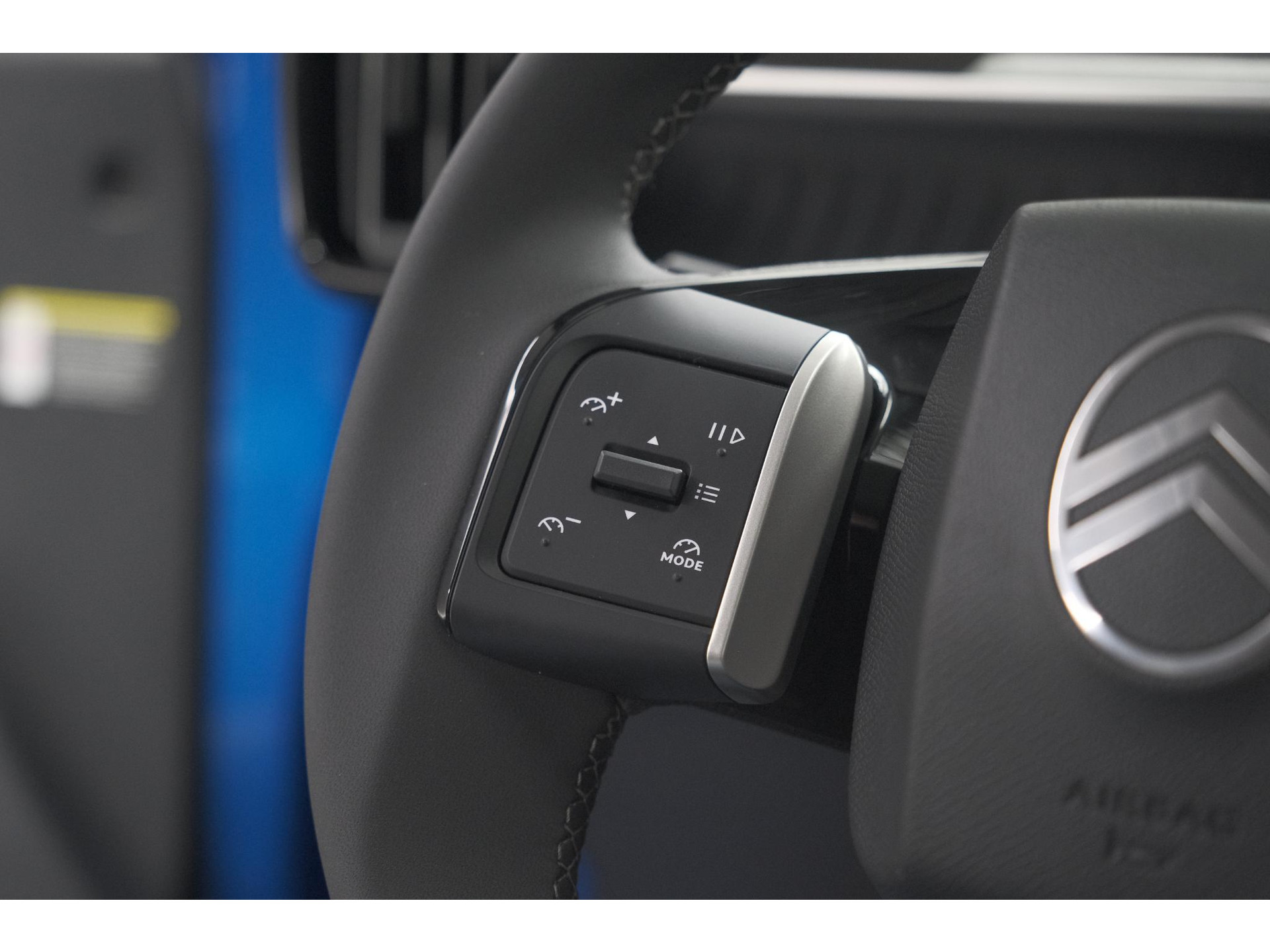 Citroen Ë-C3 Max 113pk 44 kWh | 11 KW Lader | 95,9% SOH | Camera | Navigatie | Parkeersensoren