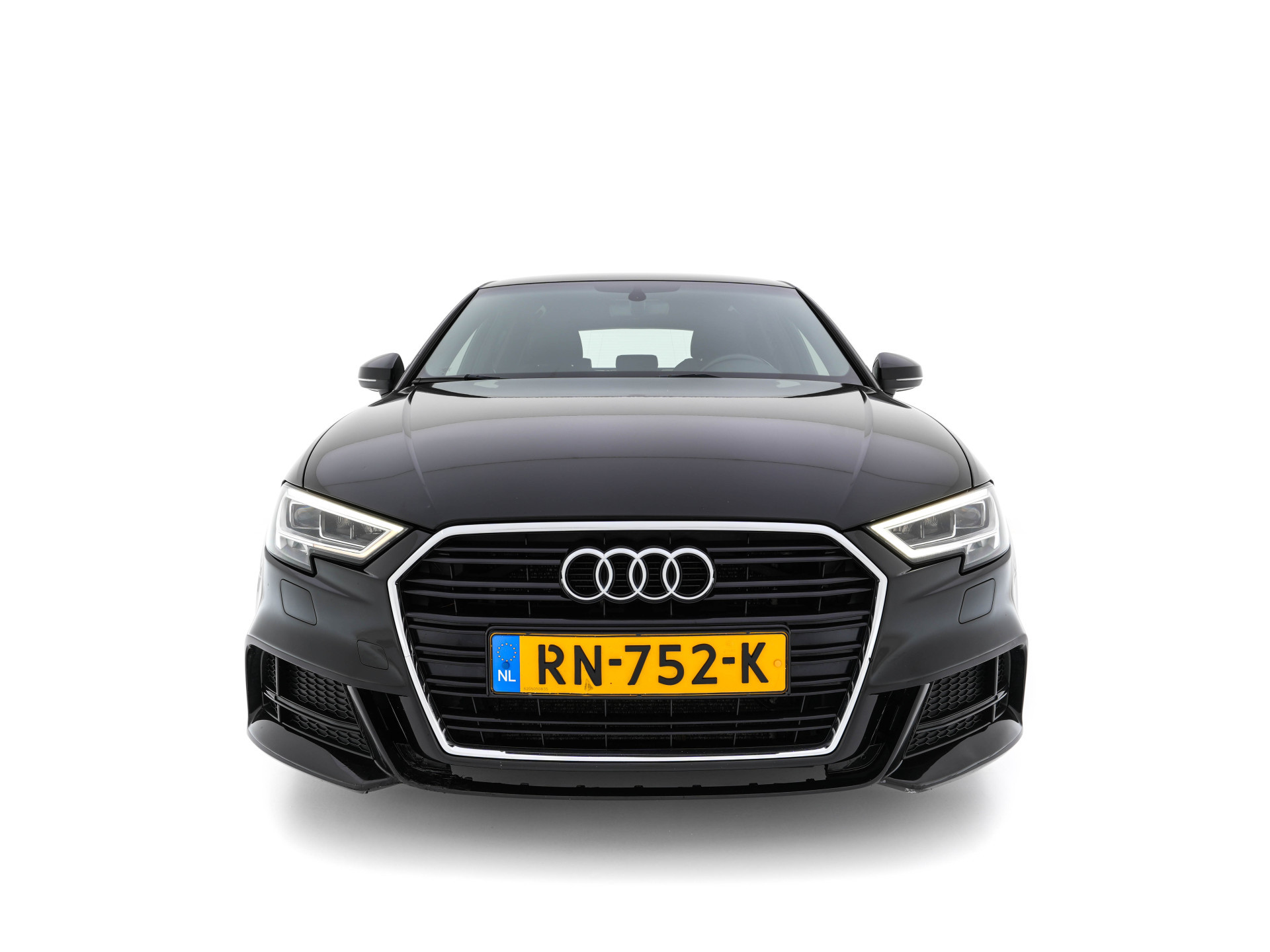 Audi A3 Sportback 1.5 TFSI CoD S-Line-Sportpack Edition Aut. *FULL-LED | LEATHER-FABRIC | NAVI-FULLMAP | SPORT-SEATS | AUDI-SOUND | ECC | PDC | PRIVACY-GLASS | CRUISE | 18''ALU*