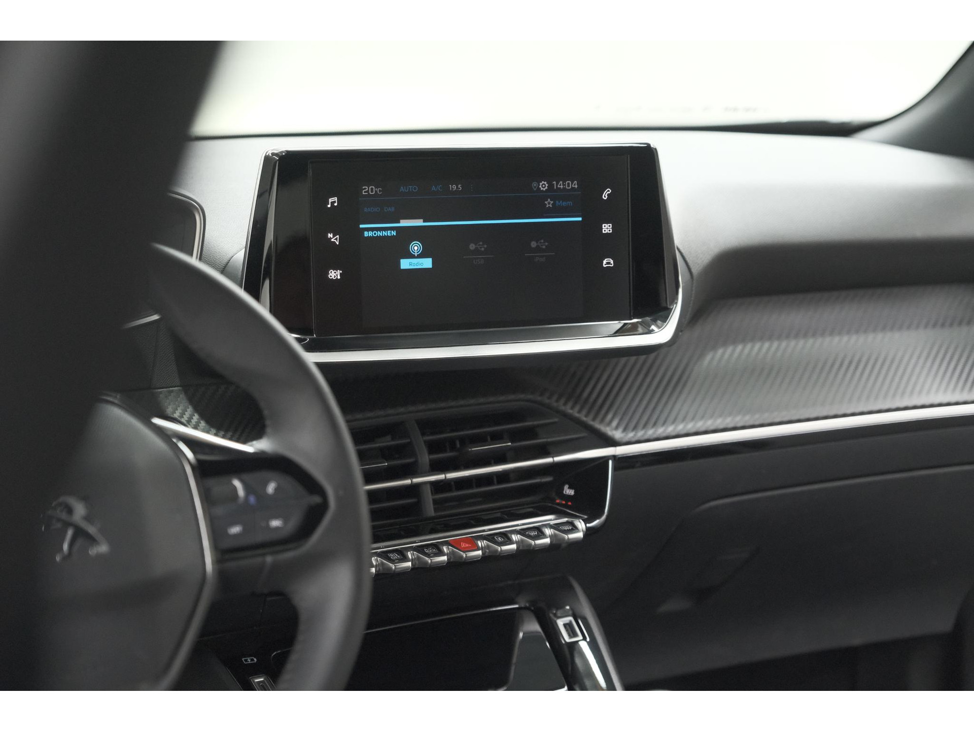 Peugeot 2008 PureTech 130 Allure Pack | Camera | Adaptieve Cruise Control | Apple Carplay | Stoelverwarming