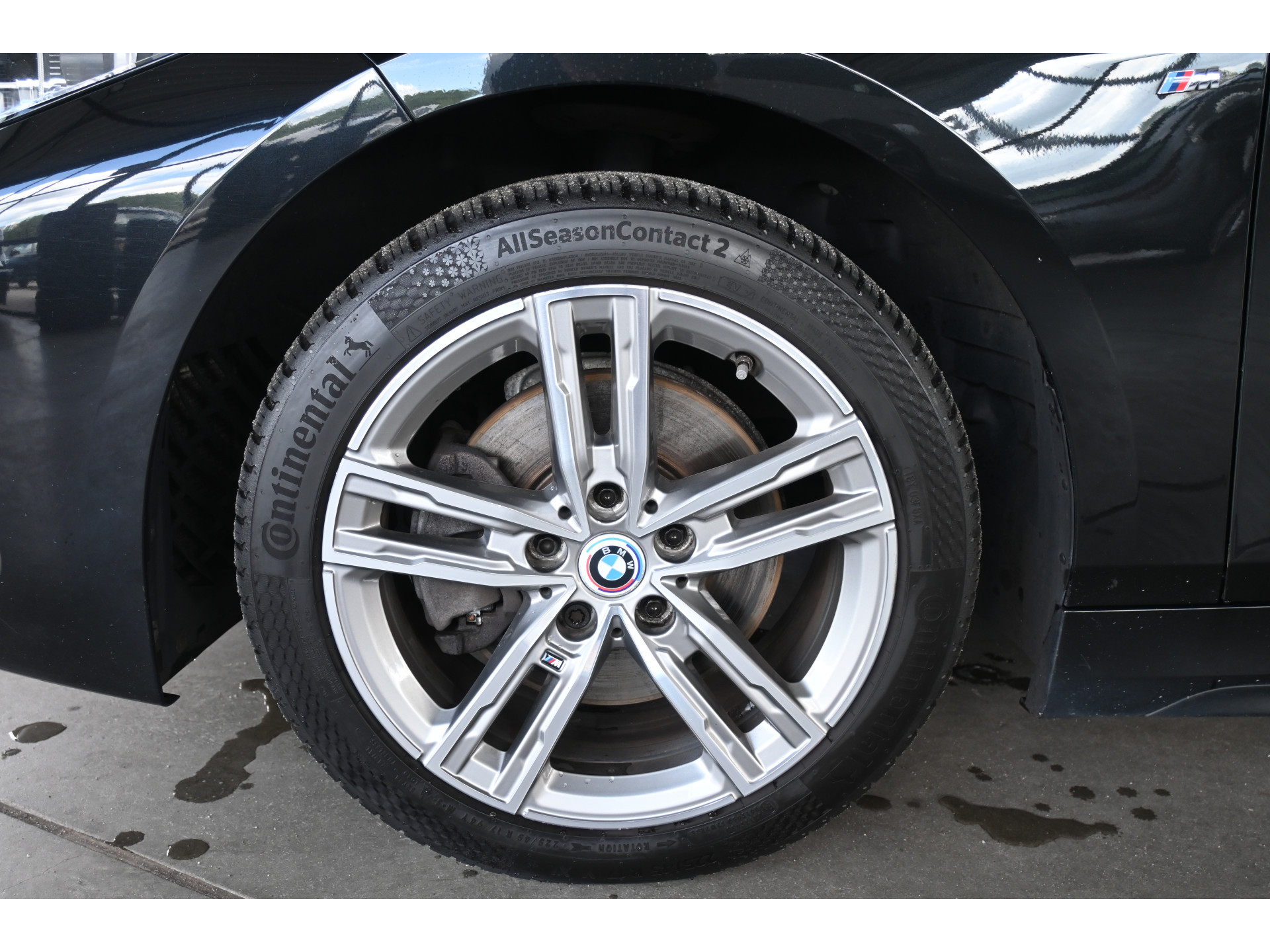BMW 1-serie 118i High Executive Aut M Sport Navigatie Carplay Dealer Onderhouden! Inruil Mogelijk!