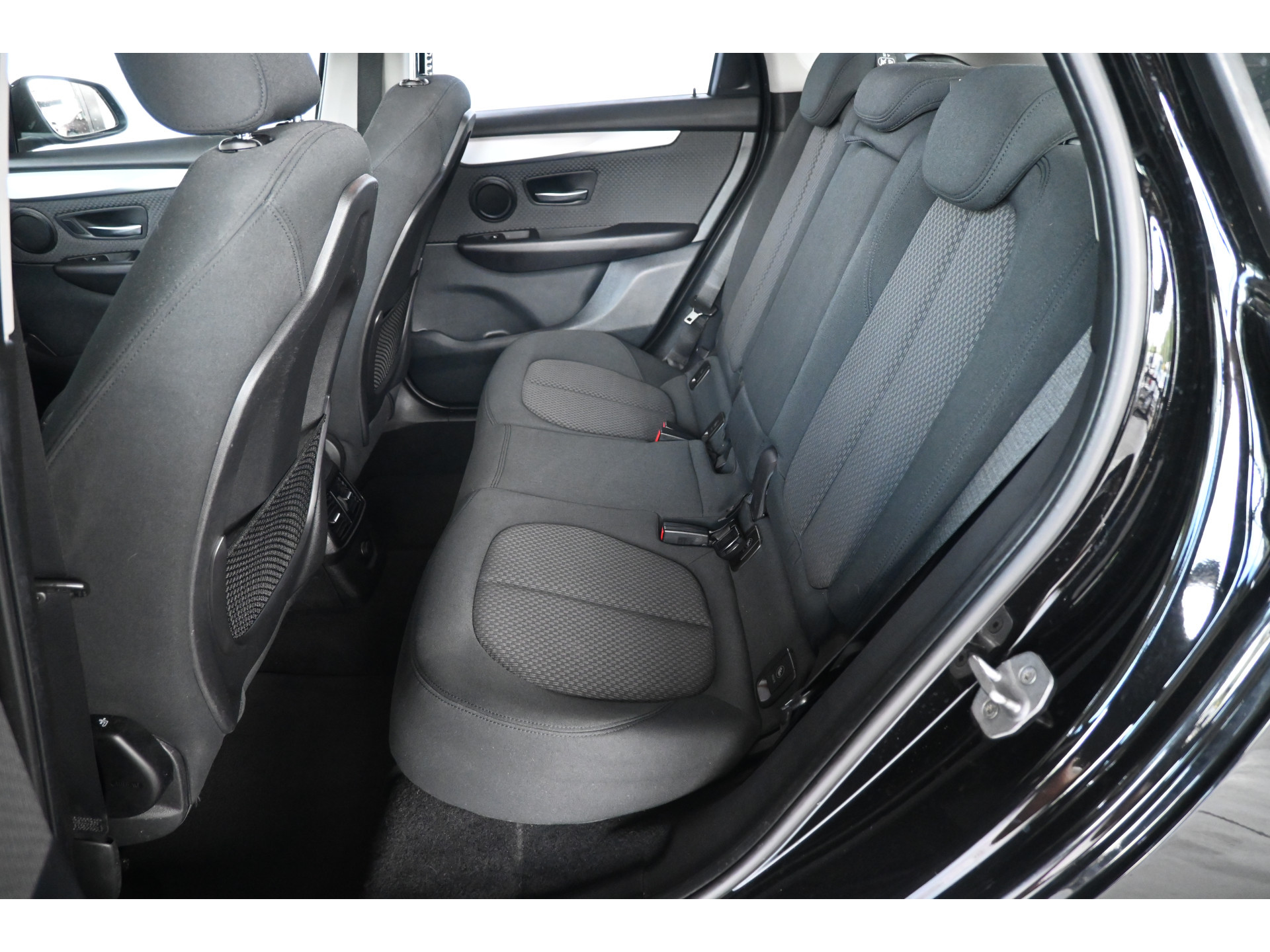 BMW 2-serie Active Tourer 218i Automaat Centennial Executive Navigatie LED Rijklaarprijs! Inruil Mogelijk!