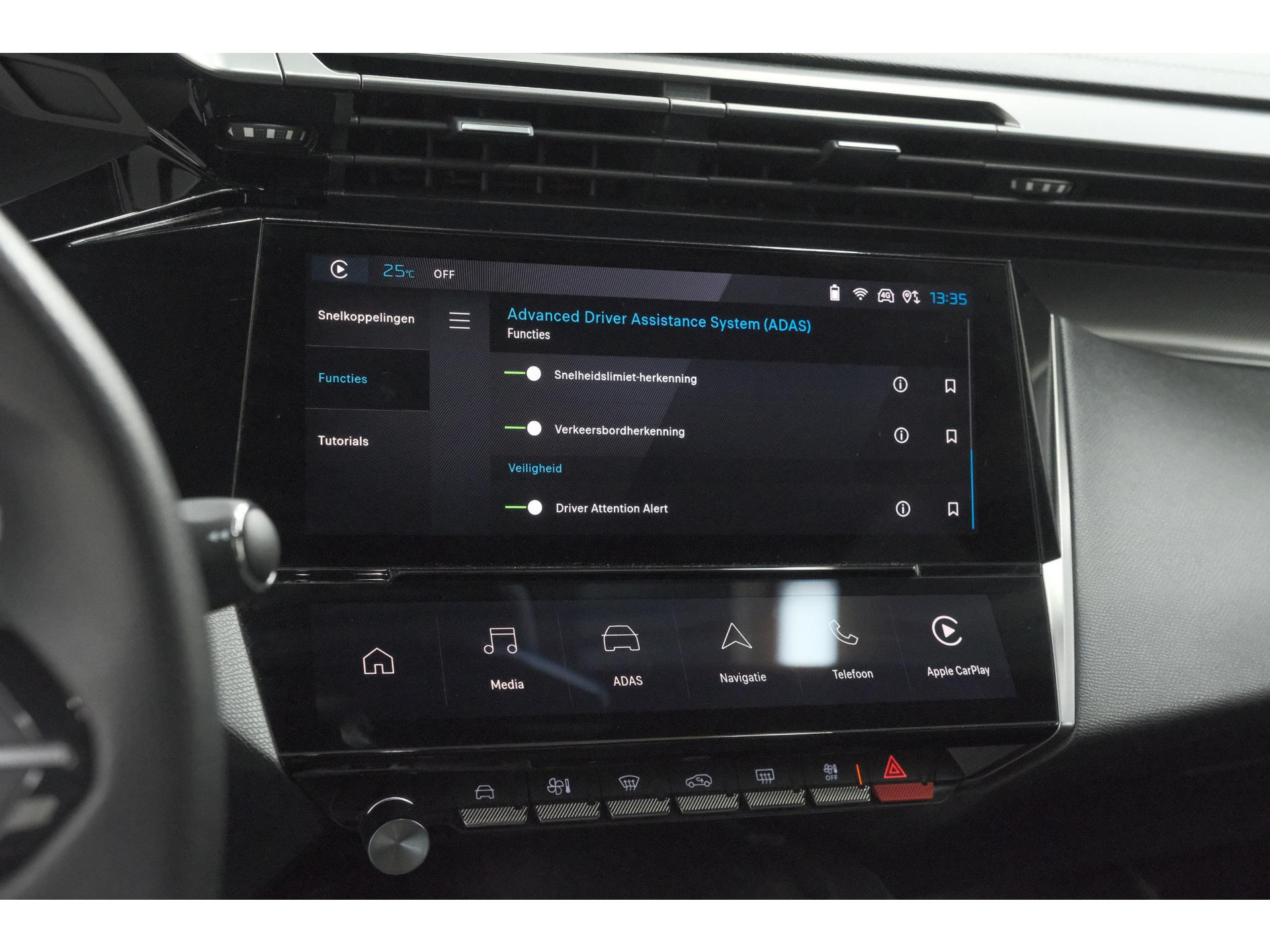 Peugeot 308 SW 1.6 HYbrid 180 GT Pack Business | Trekhaak | 360 Camera | Adaptieve Cruise Control | Elektronische Kofferklep