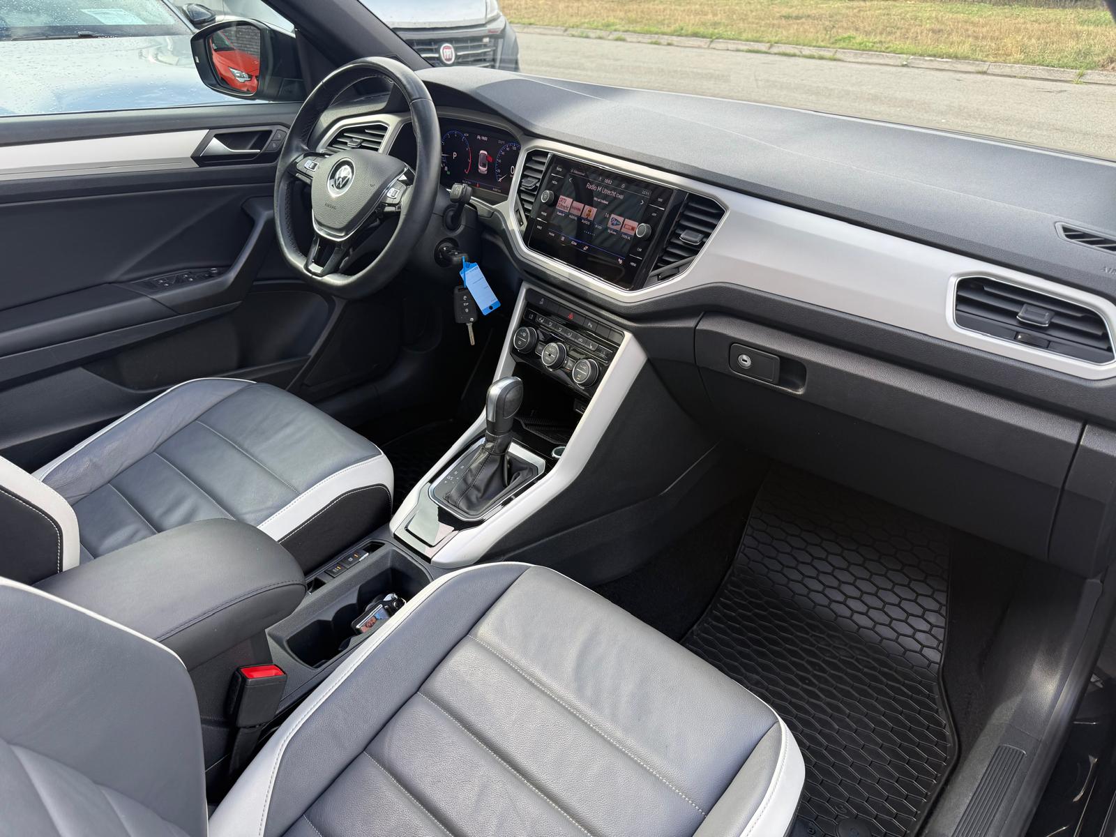 Volkswagen T-Roc Cabrio 1.5 TSI Style | 2E EIGENAAR | 3/6/12 MND GARANTIE | AUTOMAAT | DIGITAL DASH | ACC | LED | CARPLAY | DAB | STOEL/STUUR VERW. |