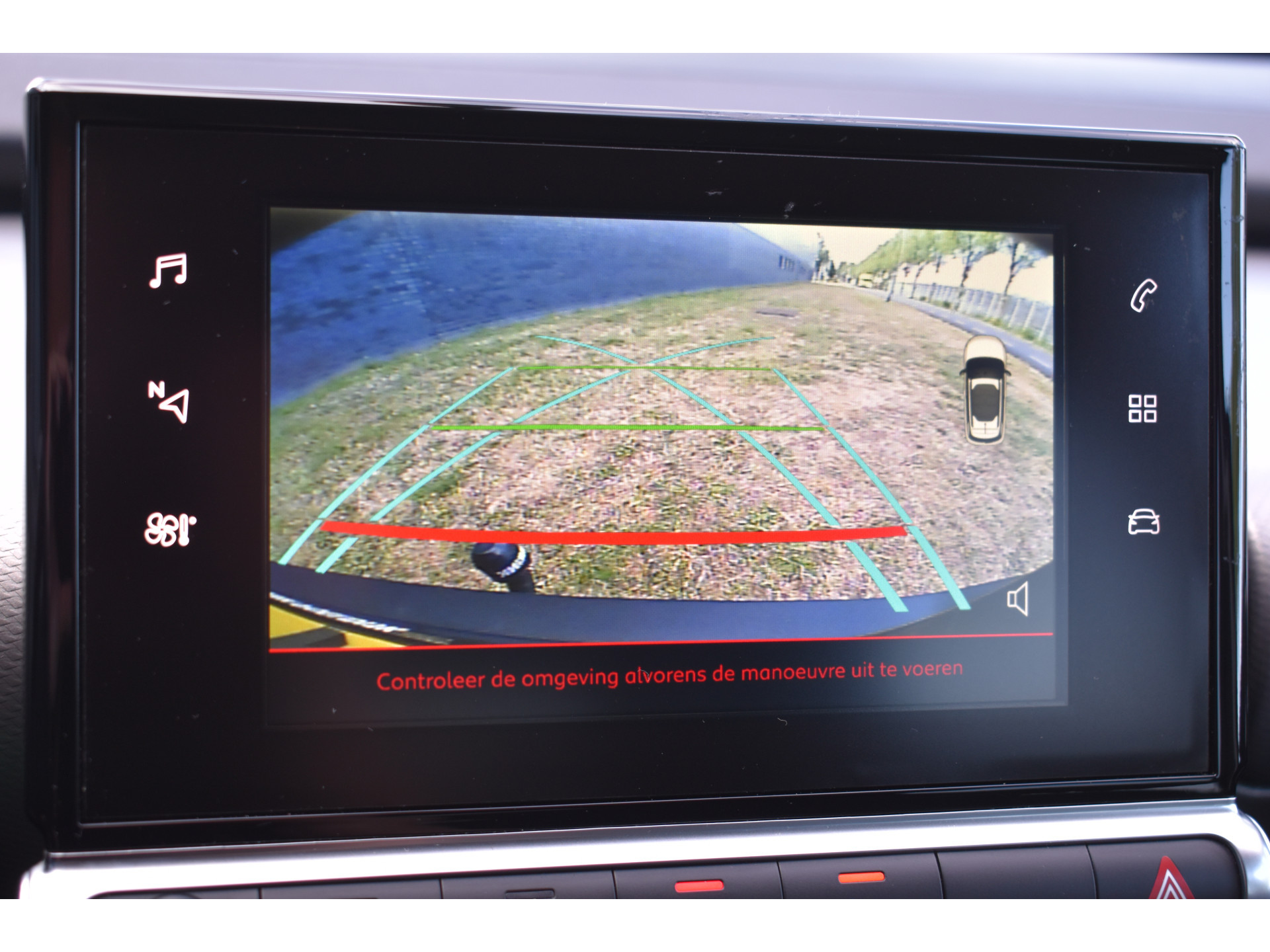 Citroën C4 Cactus 1.2 PureTech Feel Trekhaak Navi Stoelverwarming