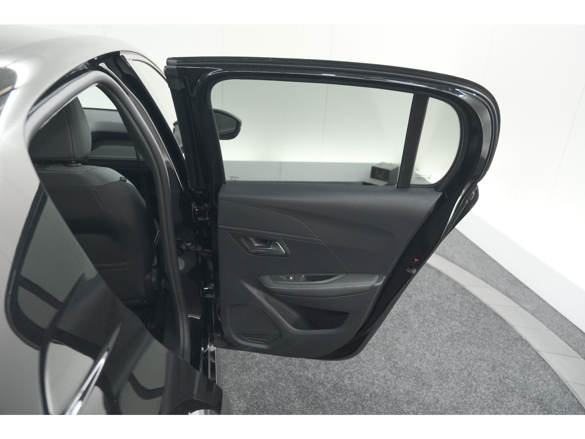 Peugeot 208 PureTech 100 Allure | 360 Camera | Adaptieve Cruise Control | Dodehoekdetectie