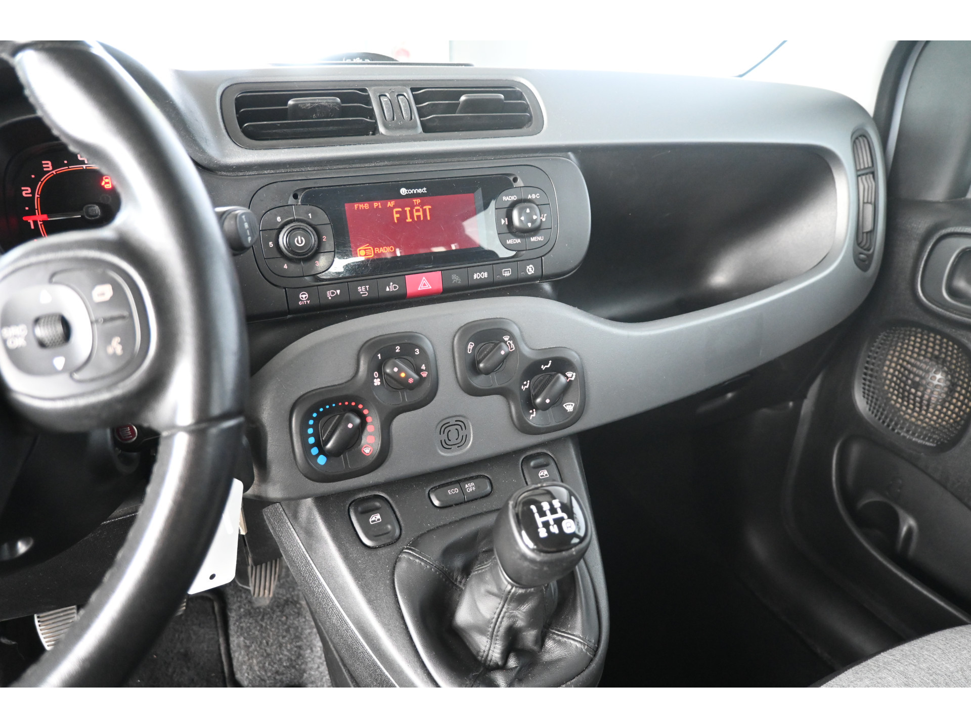 Fiat Panda 0.9 TwinAir Lounge Airco Elektrisch Pakket! 1e Eigenaar Goed Onderhouden! Inruil Mogelijk!
