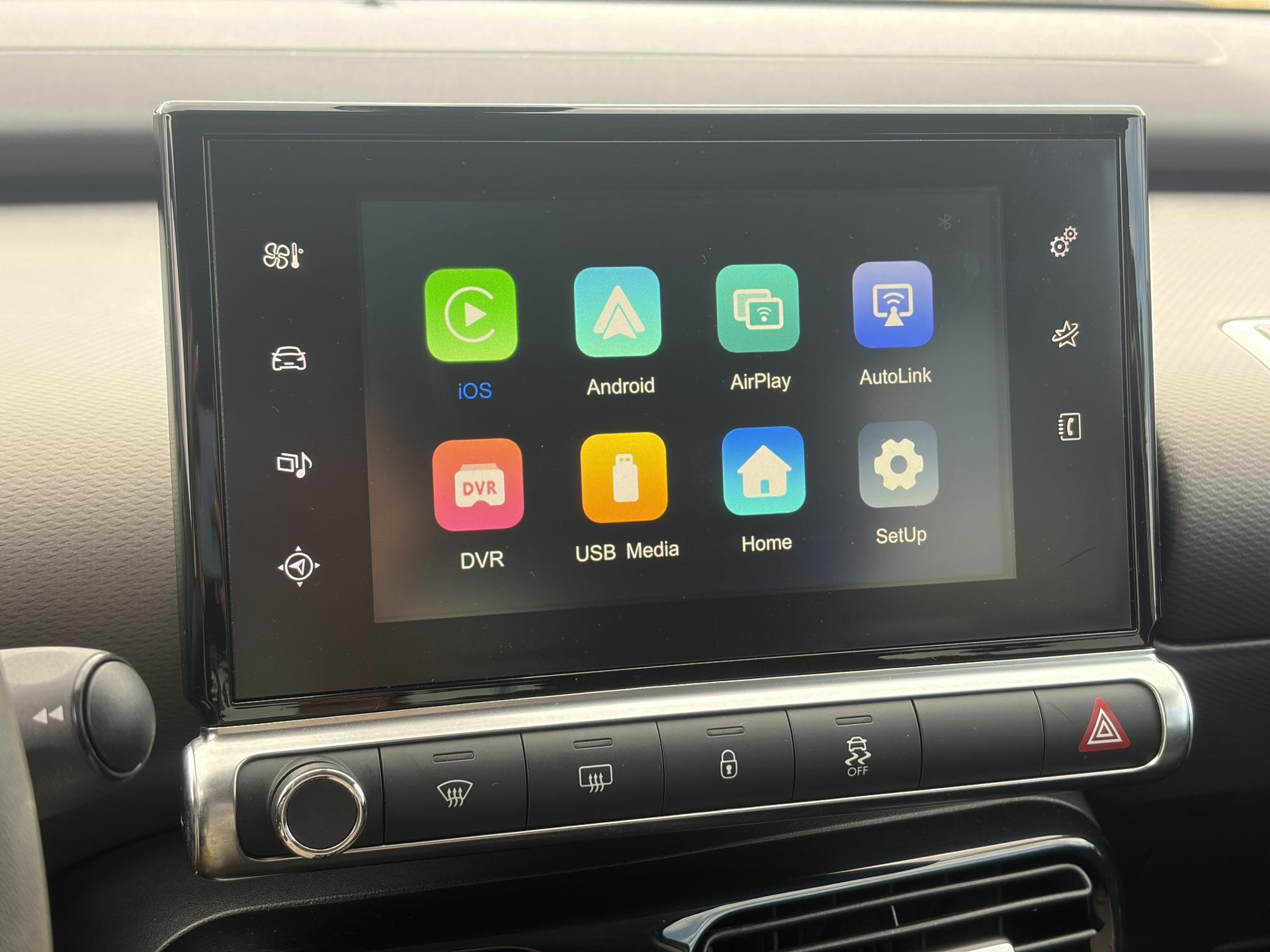Citroen C4 Cactus 1.2 PureTech Shine 2e Eigenaar,Camera,Navi,Trekhaak,Pdc,Dealer Onderhouden,N.A.P,Lm velgen,Bj 12-2016,Apk tot 02-2027