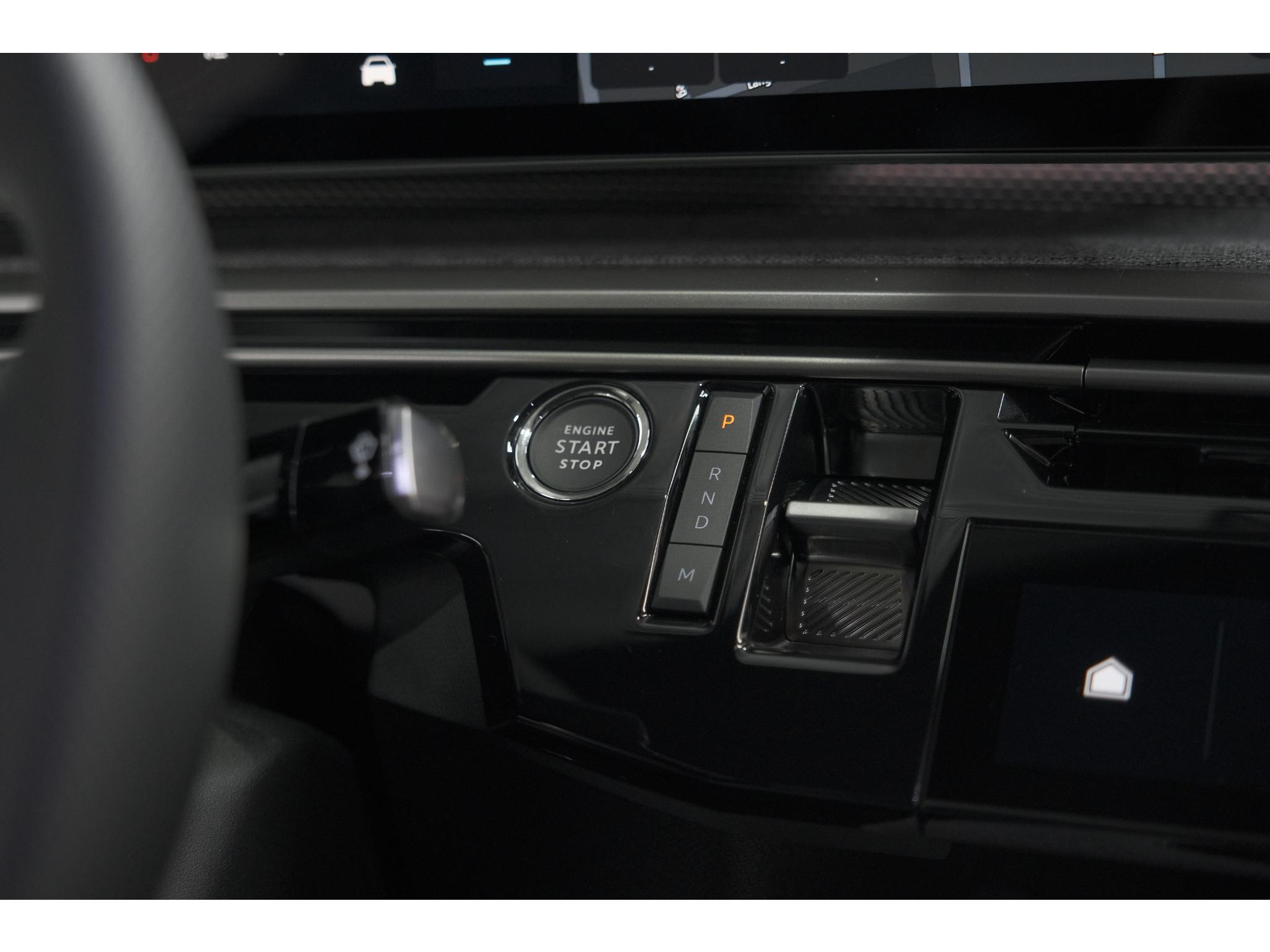 Peugeot 3008 Hybrid 145 e-DCS6 GT | Elektrische Kofferklep | Camera | Adaptieve Cruise Control | Apple CarPlay