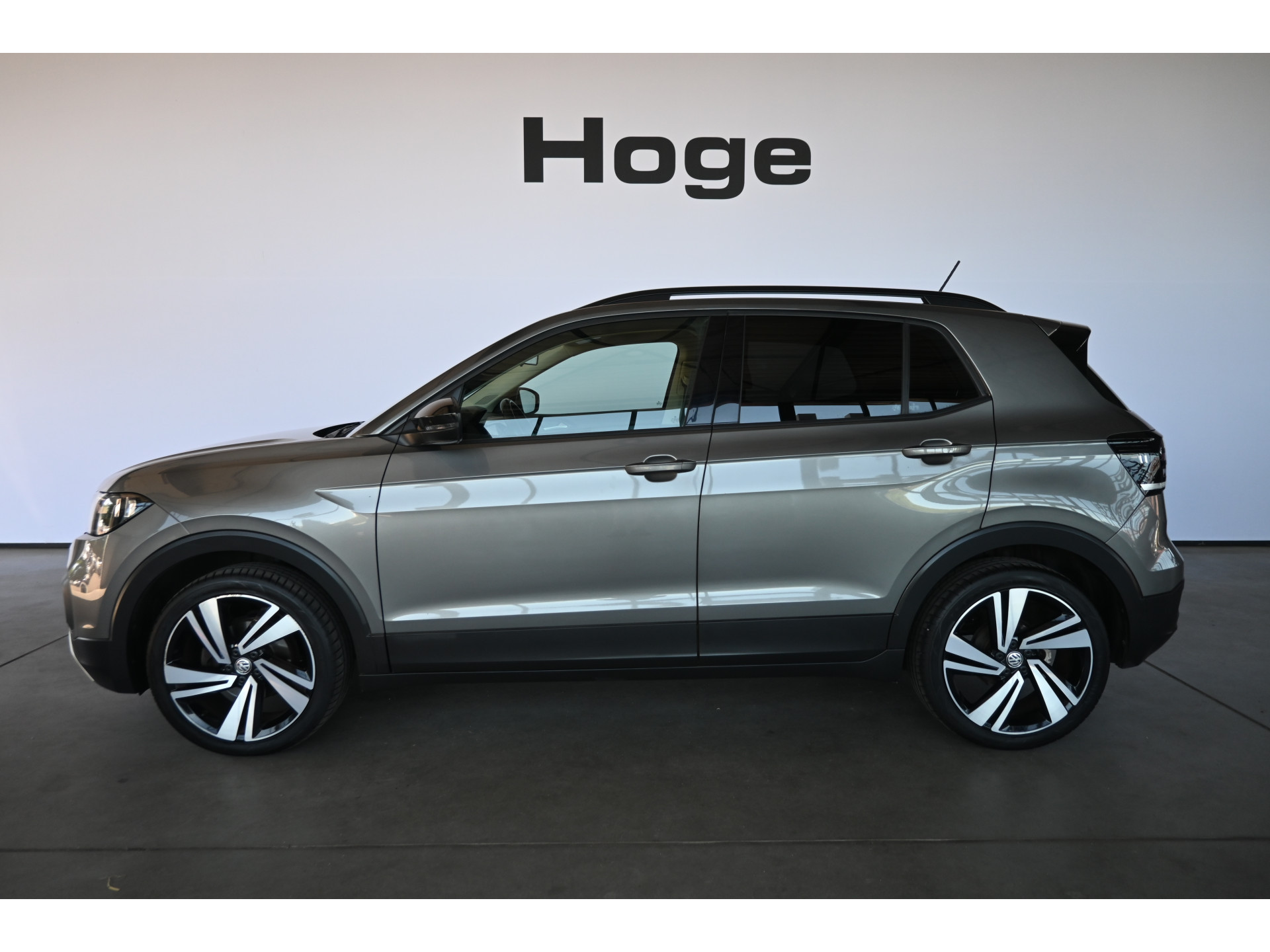 Volkswagen T-Cross 1.0 TSI Life Clima Adaptieve Cruise Carplay PDC Stoelverwarming 1e Eigenaar! Inruil Mogelijk!