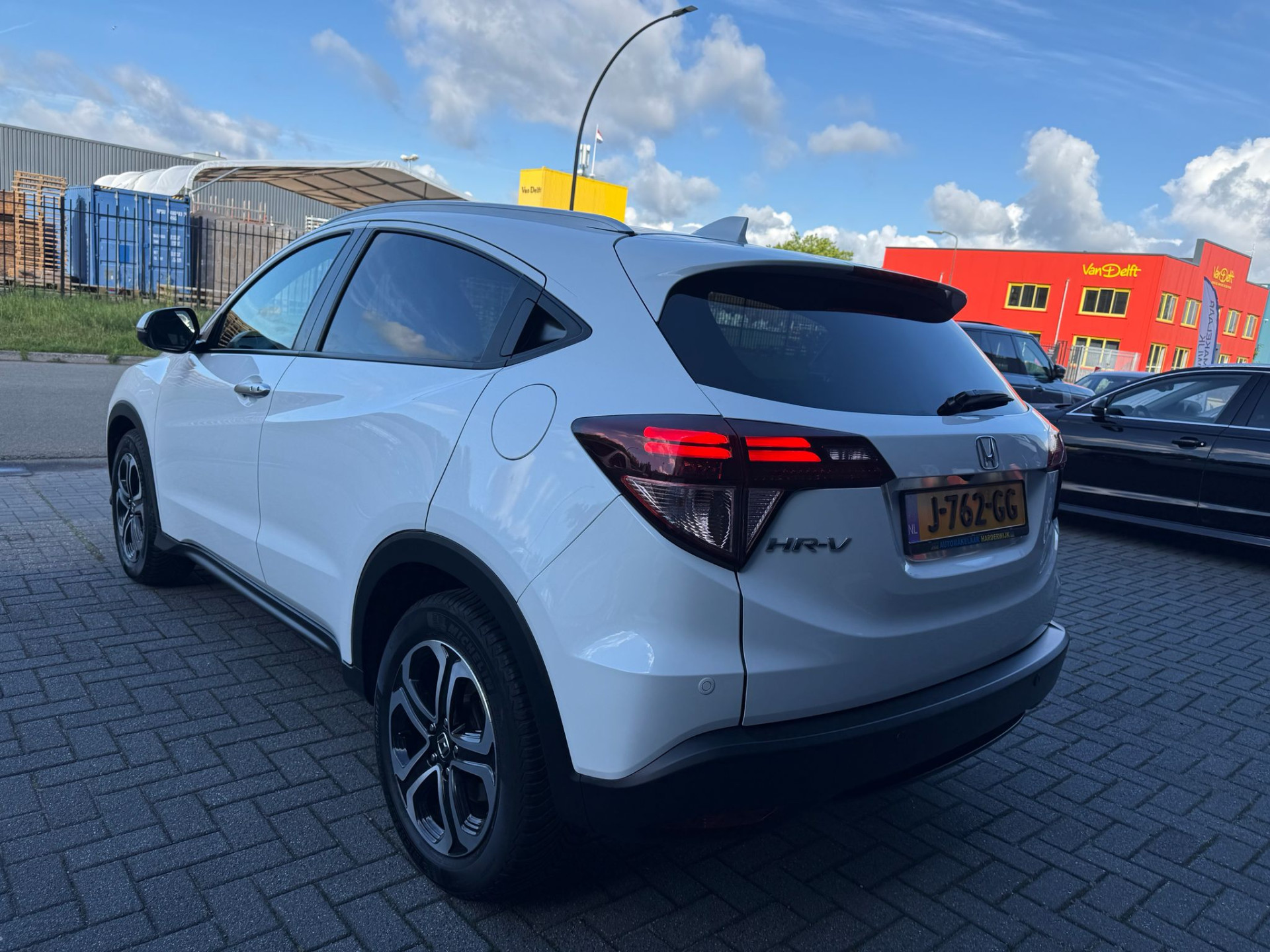Honda HR-V 1.5 i-VTEC Executive | 1E EIGENAAR | 3/6/12MND GARANTIE | AUTOMAAT | PANO | LED | DAB | NAVI | CRUISE |