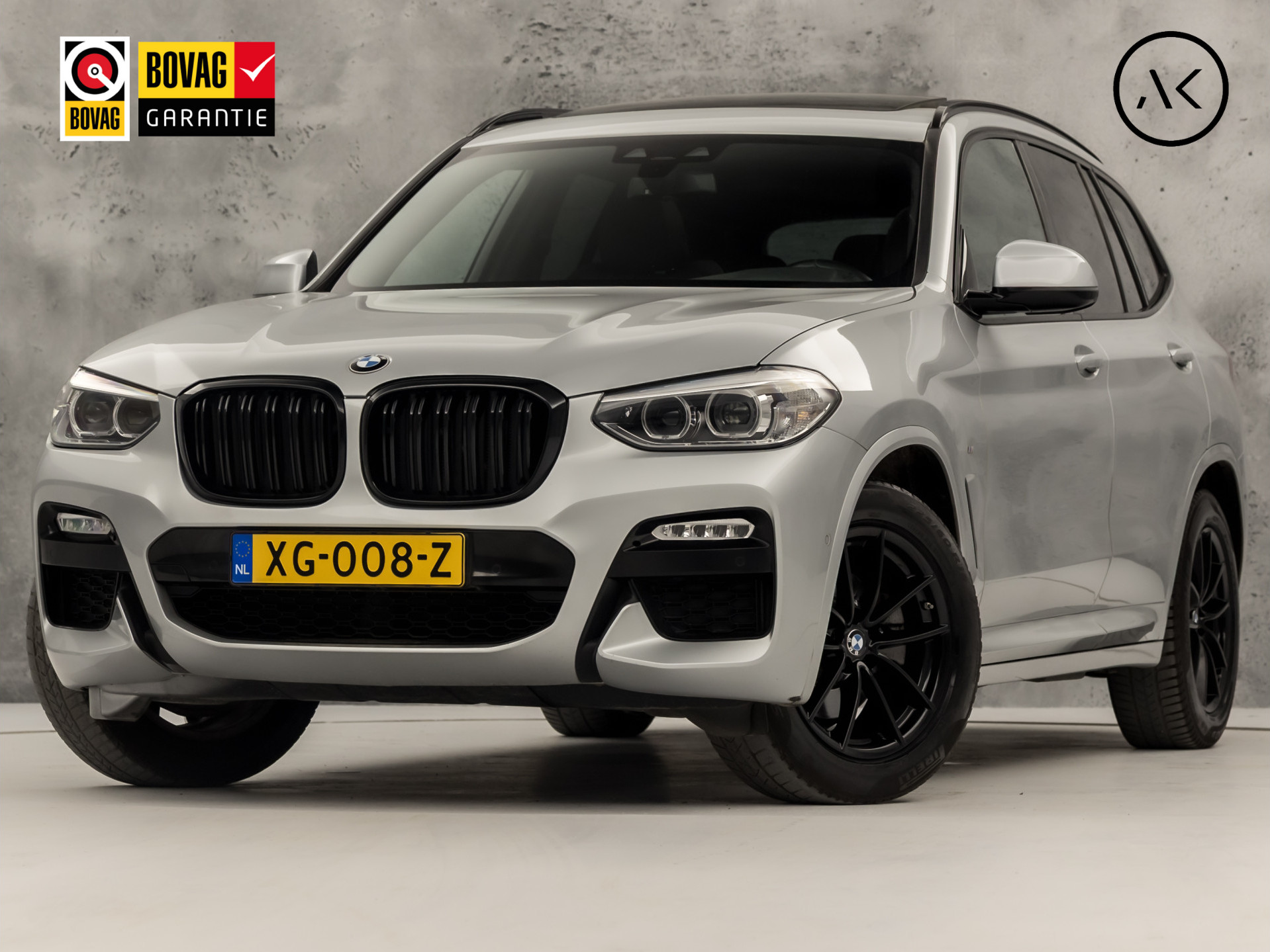BMW X3 xDrive20i M Sport High Executive (PANORAMADAK, M PAKKET, GROOT NAVI, BRUIN LEDER, STOELVERWARMING, SPORTSTOELEN, CAMERA, ELEK ACHTERKLEP, SFEERVERLICHTING, NIEUWSTAAT)
