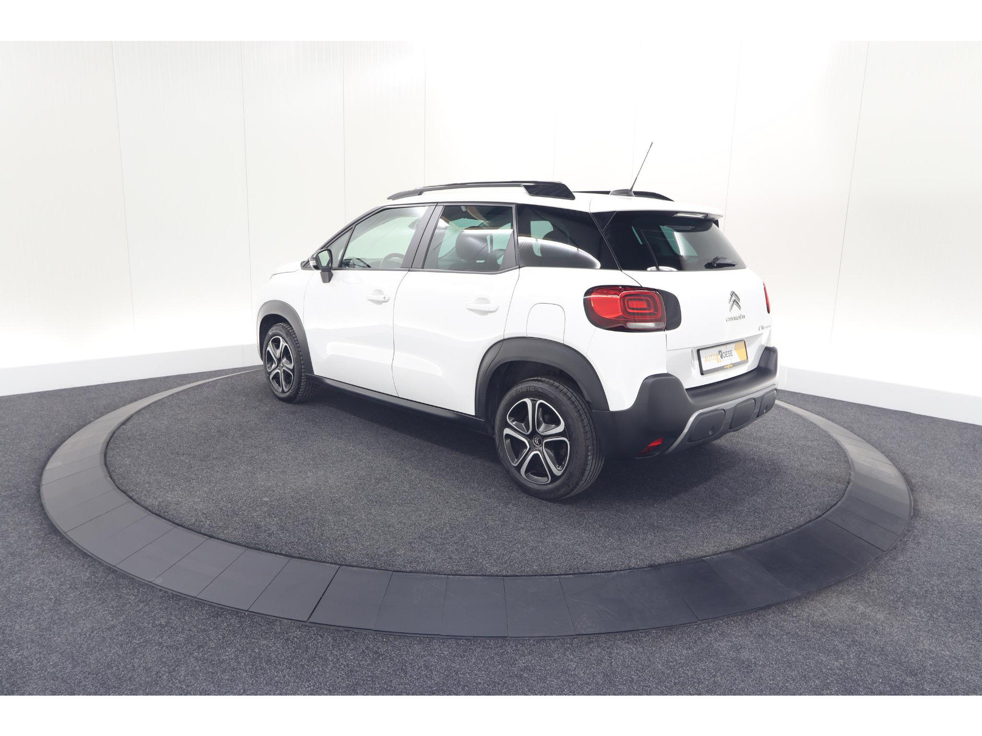 Citroen C3 Aircross PureTech 110 Feel | Navigatie | Parkeersensoren | Climate Control | Apple Carplay