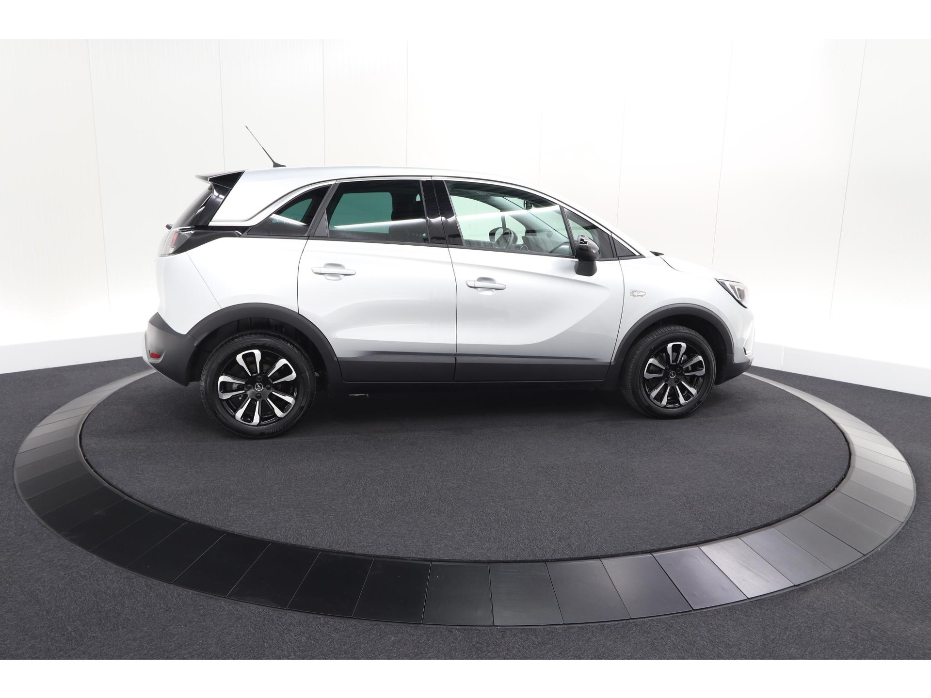 Opel Crossland 1.2 Turbo 100 Elegance | Camera | Apple Carplay | Parkeersensoren | Navigatie