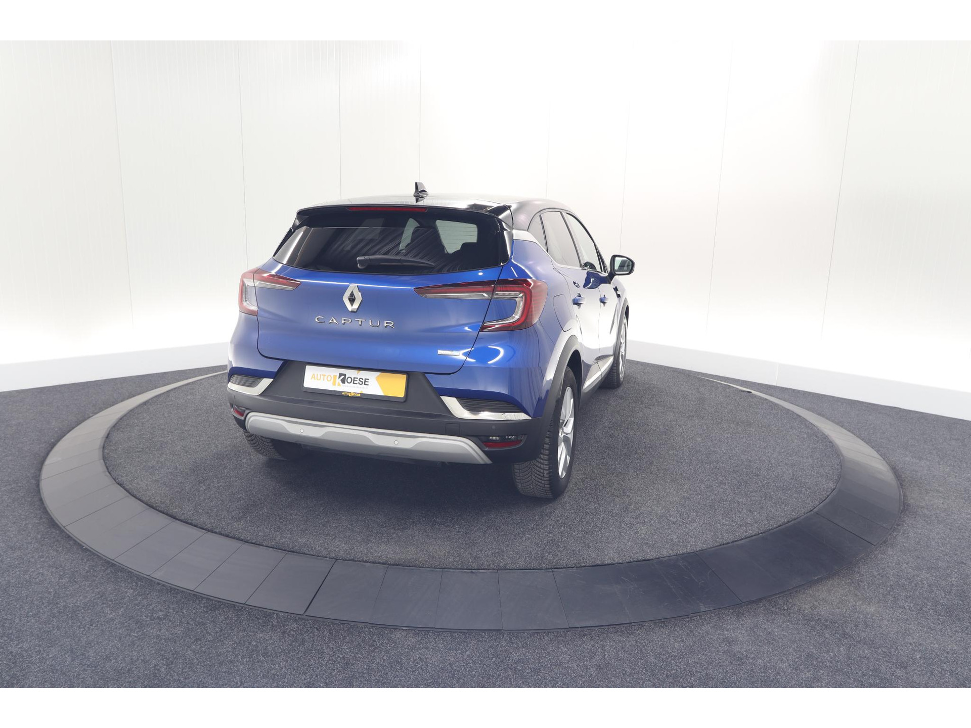 Renault Captur 1.6 E-Tech Plug-in Hybrid 160 Intens | Allseason Banden | Camera | 9.3 Inch Grootscherm | Apple Carplay