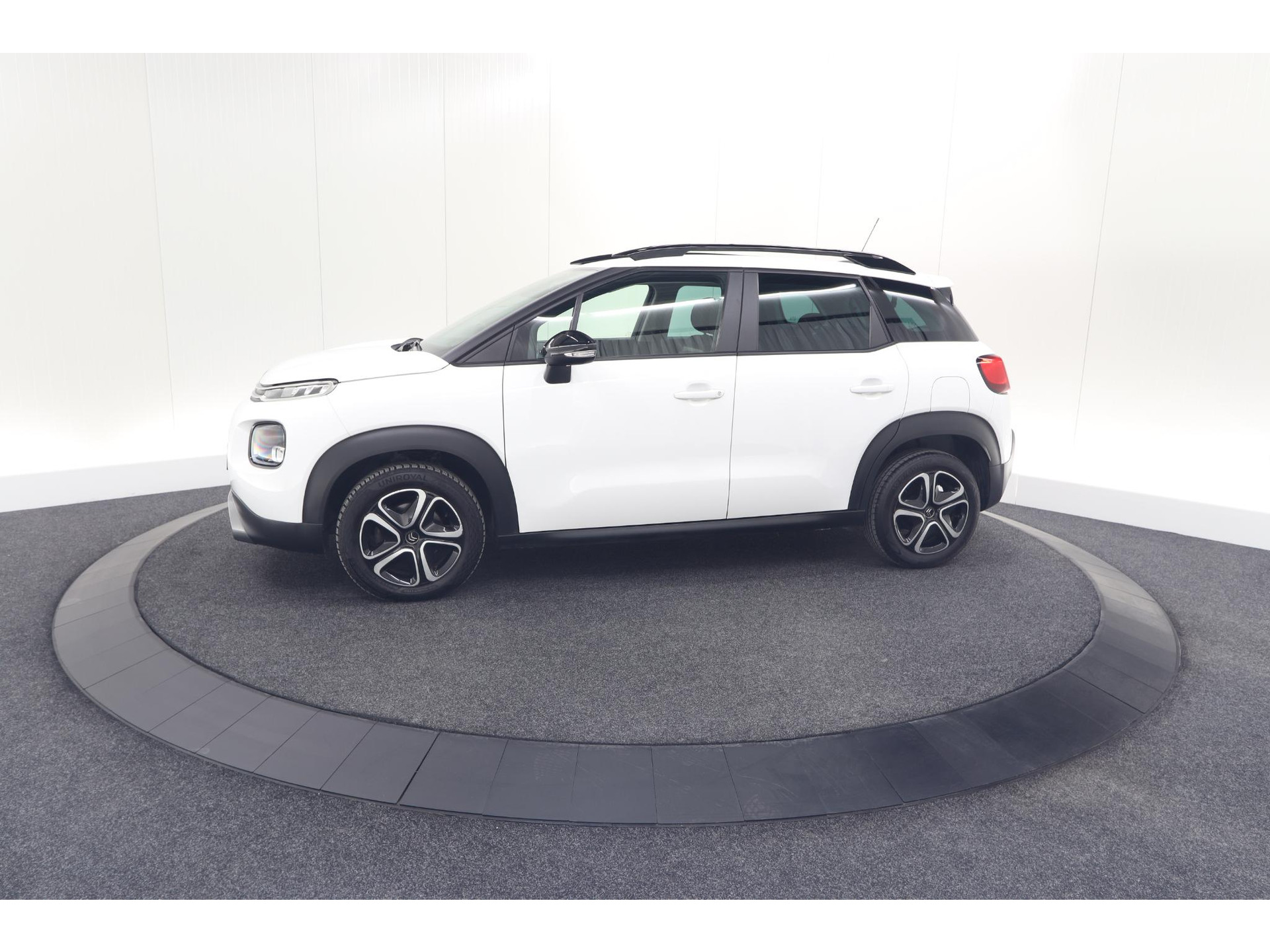 Citroen C3 Aircross PureTech 110 Feel | Navigatie | Parkeersensoren | Climate Control | Apple Carplay