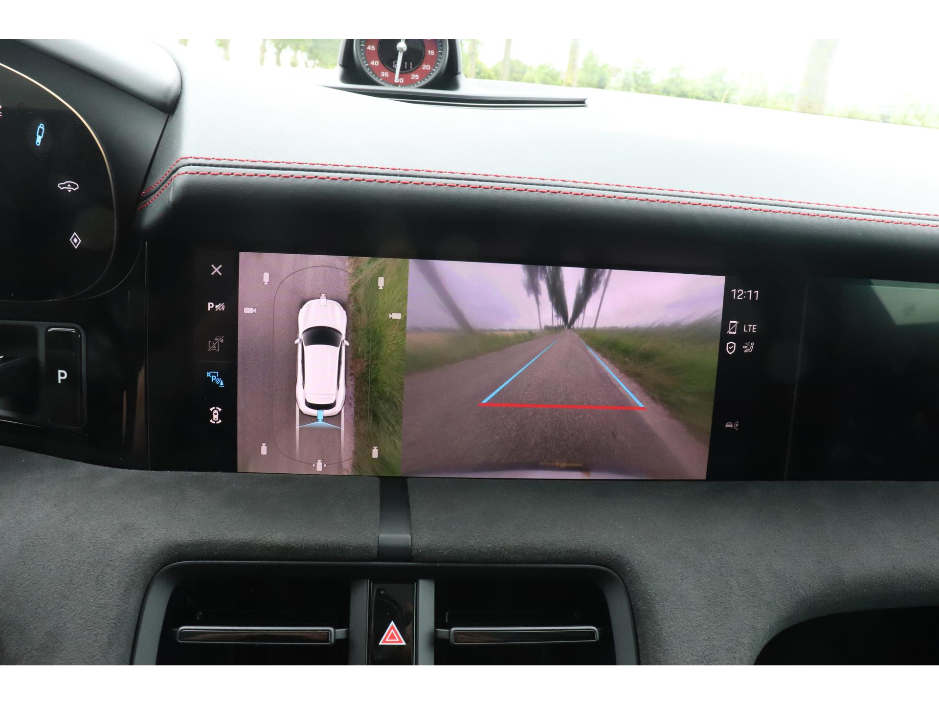 Porsche Taycan Sport Turismo GTS | 93 kWh Accu Plus | Surround View | InnoDrive | Sport Chrono Pakket | Panoramadak