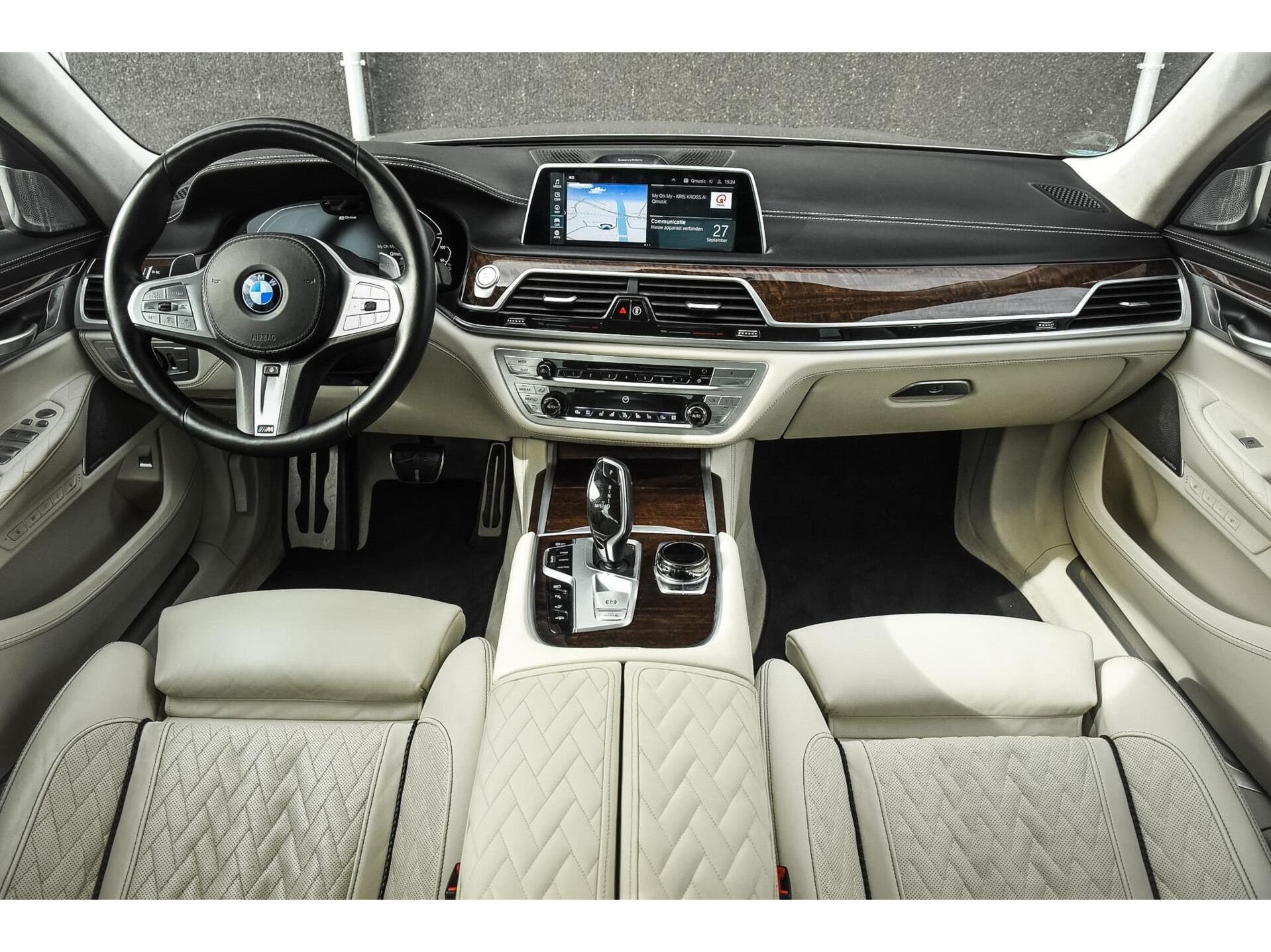 BMW 745Le High Executive | M Sport | Massage | Lounge