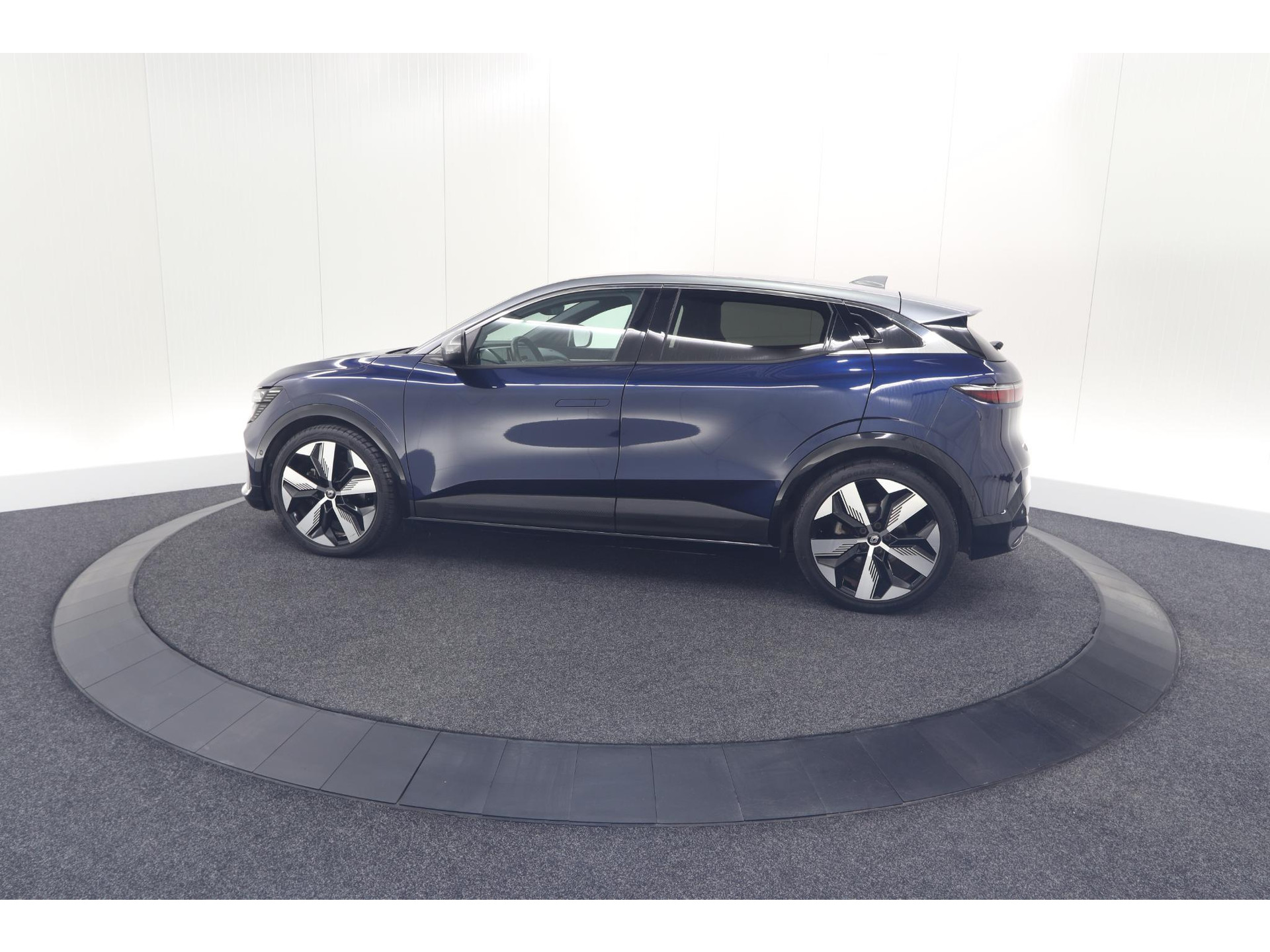 Renault Megane E-Tech EV60 Optimum Charge Techno | Pack Winter | Camera | Adaptieve Cruise Control | Dodehoekdetectie