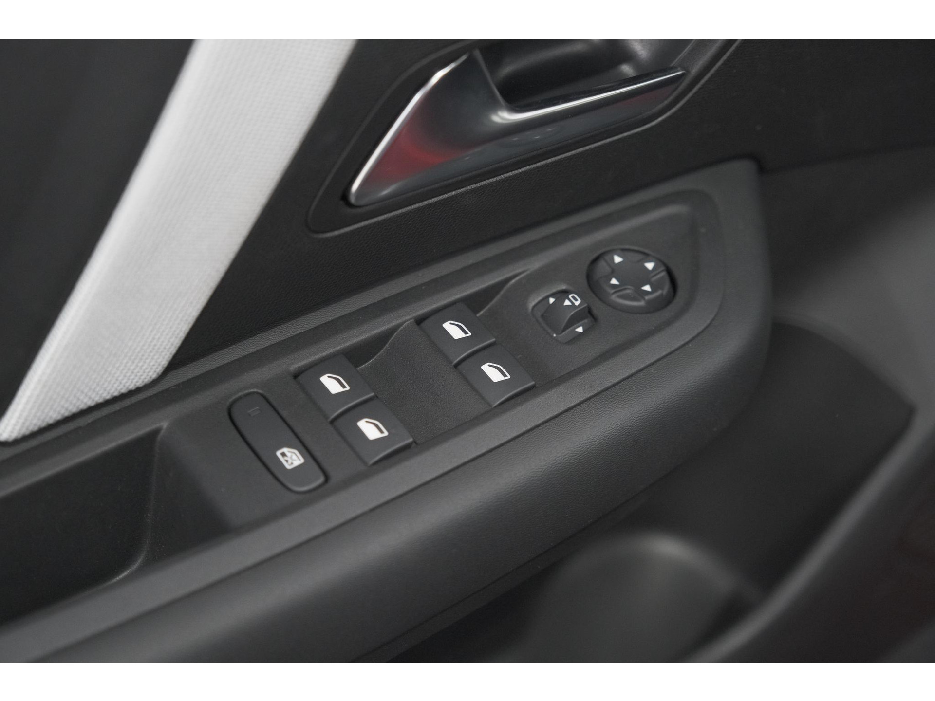 Citroen C4 1.2 Hybrid 145pk Max | 360 Camera | Adaptieve Cruise Control | Navigatie | Apple Carplay