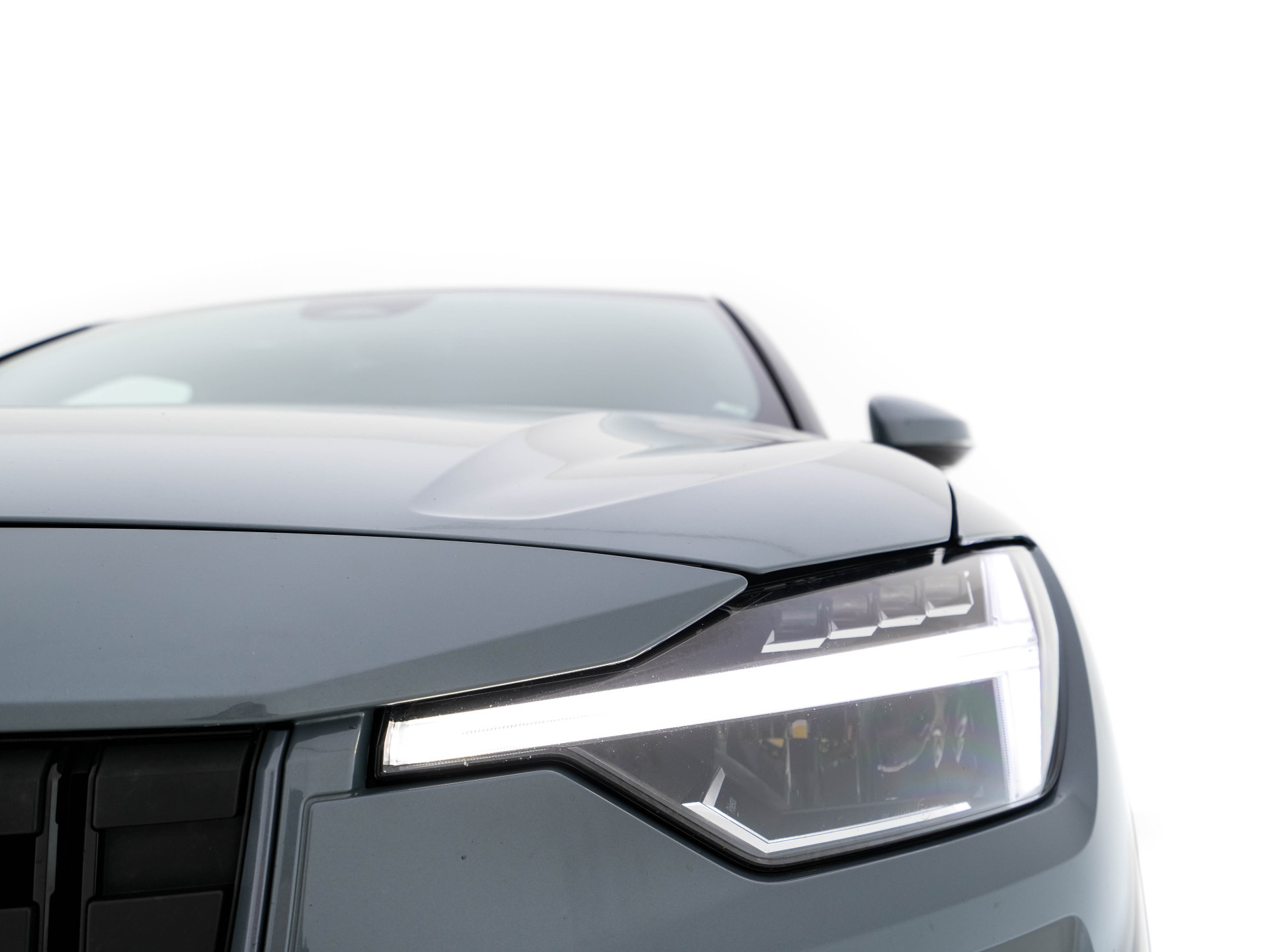 Polestar 2 Long Range Single Motor 78 kWh [ 3-Fase-11kW ] {SOH-95%} (INCL-BTW) *NAVI-FULLMAP | FULL-LED | KEYLESS | CAMERA | LANE-ASSIST | DIGI-COCKPIT | DAB+ | COMFORT-SEATS | ECC | PDC | 20''ALU*