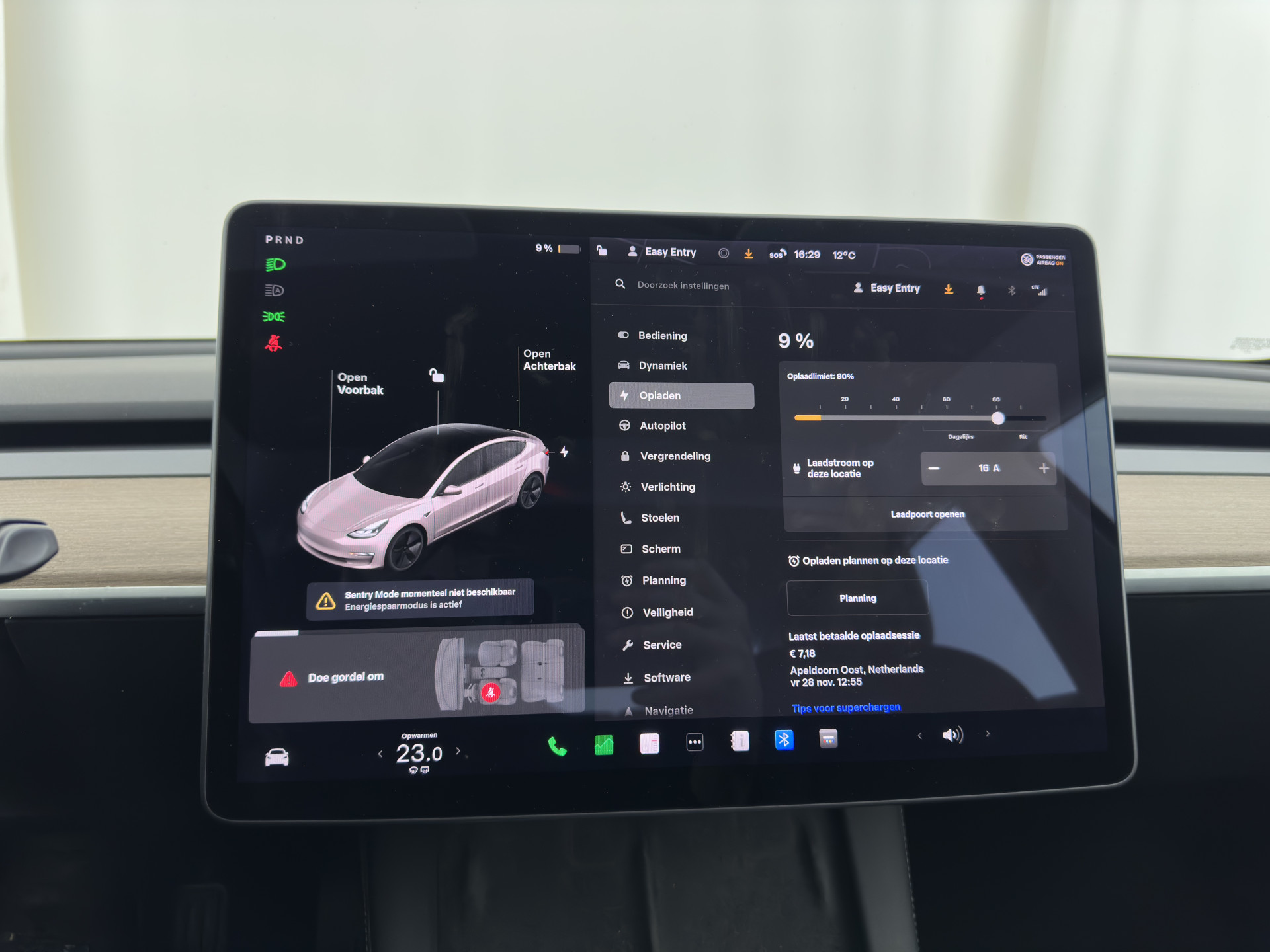 Tesla Model 3 Standard RWD Plus 60 kWh [ 3-Fase ] (INCL-BTW) Aut. *PANO | AUTO-PILOT | LEATHER | KEYLESS | FULL-LED | MEMORY-PACK | TOP-VIEW | DAB | CARPLAY | DIGI-COCKPIT | LANE-ASSIST | COMFORT-SEATS | 18"ALU*
