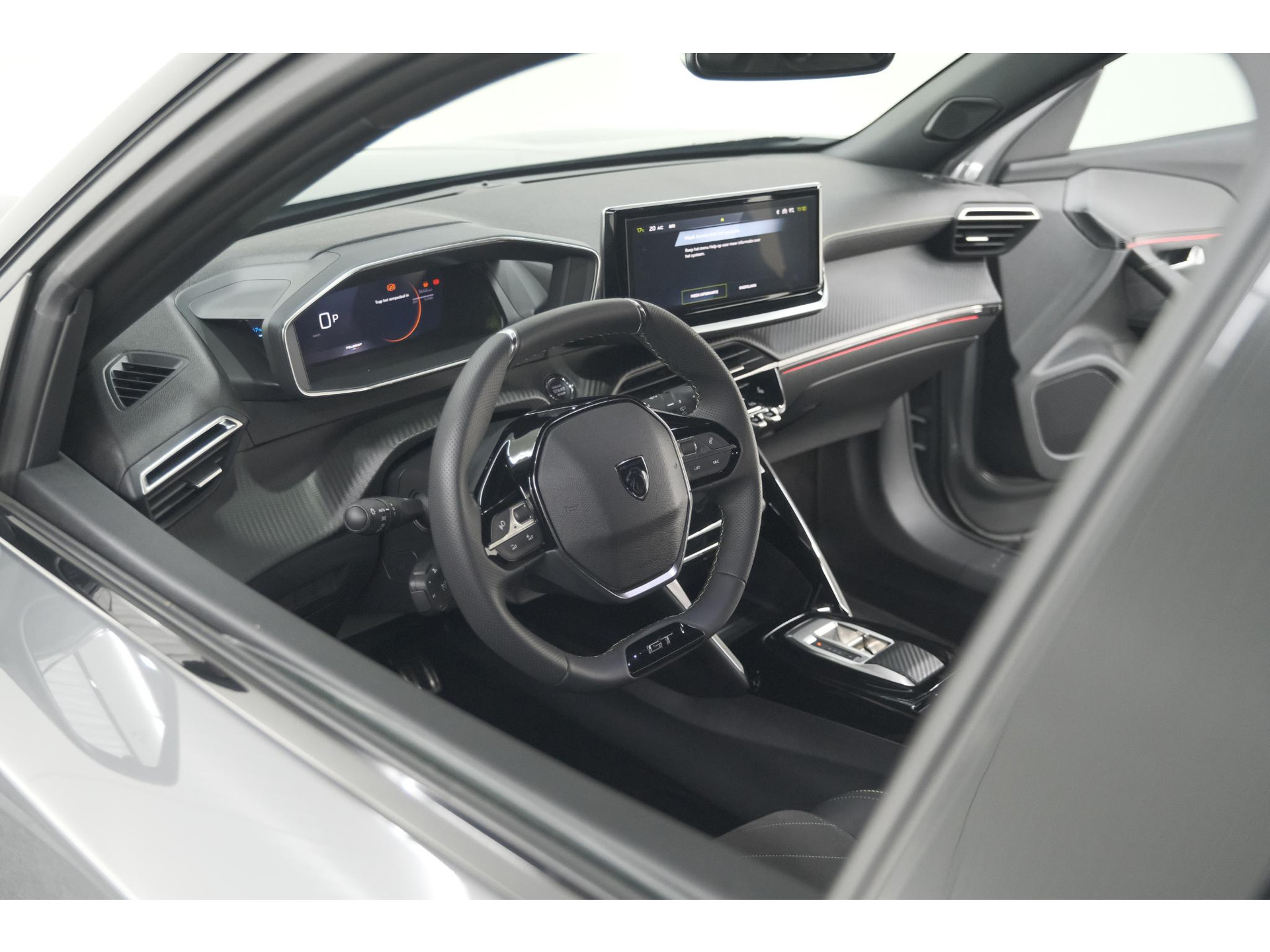 Peugeot e-2008 EV GT Avantage 54 kWh | 360 Camera | Massage Functie | Dodehoekdetectie | Stoelverwarming