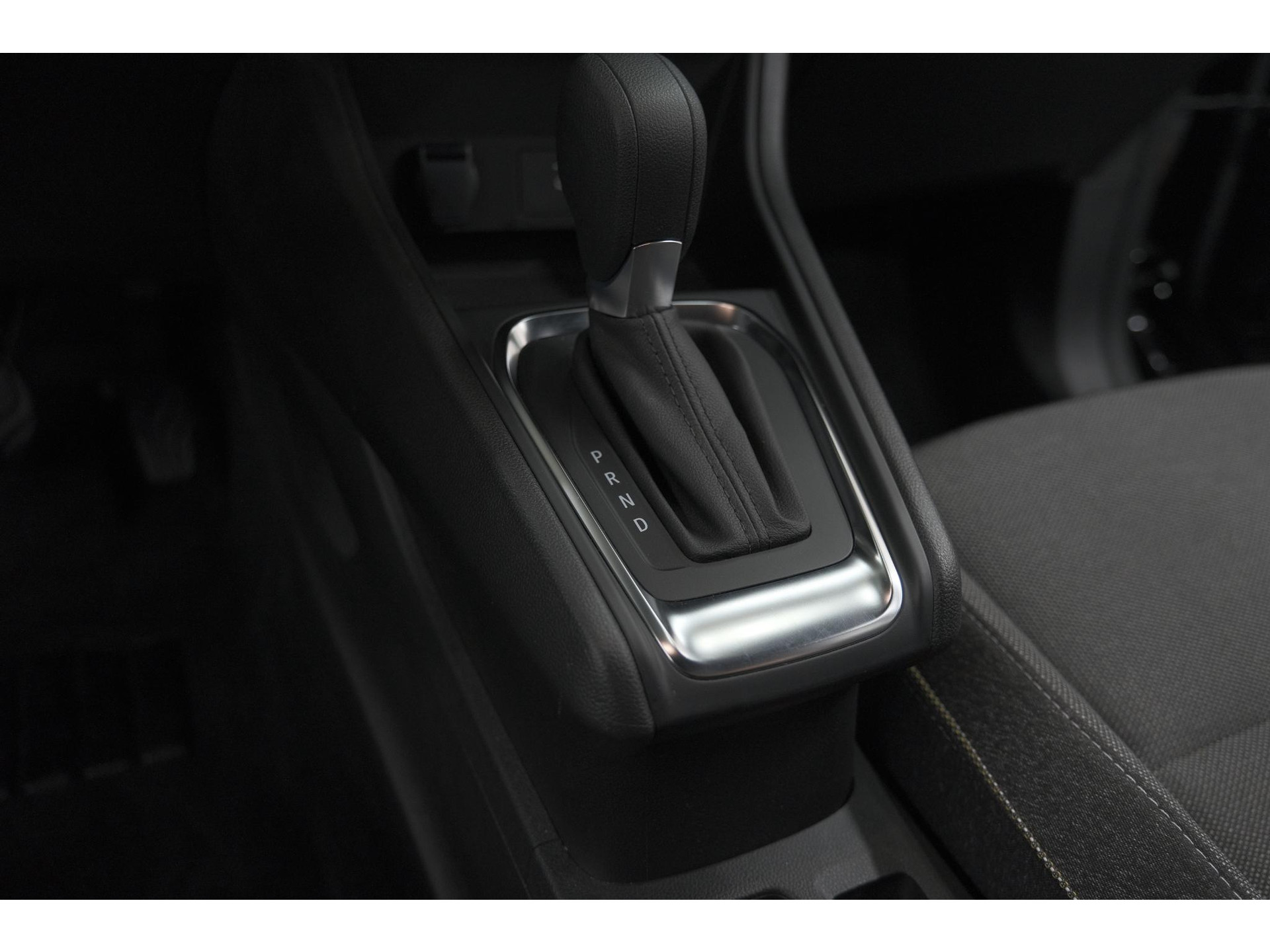 Renault Captur Mild Hybrid 160 EDC Techno | Camera | Navigatie | Apple Carplay | Pack Full Screen