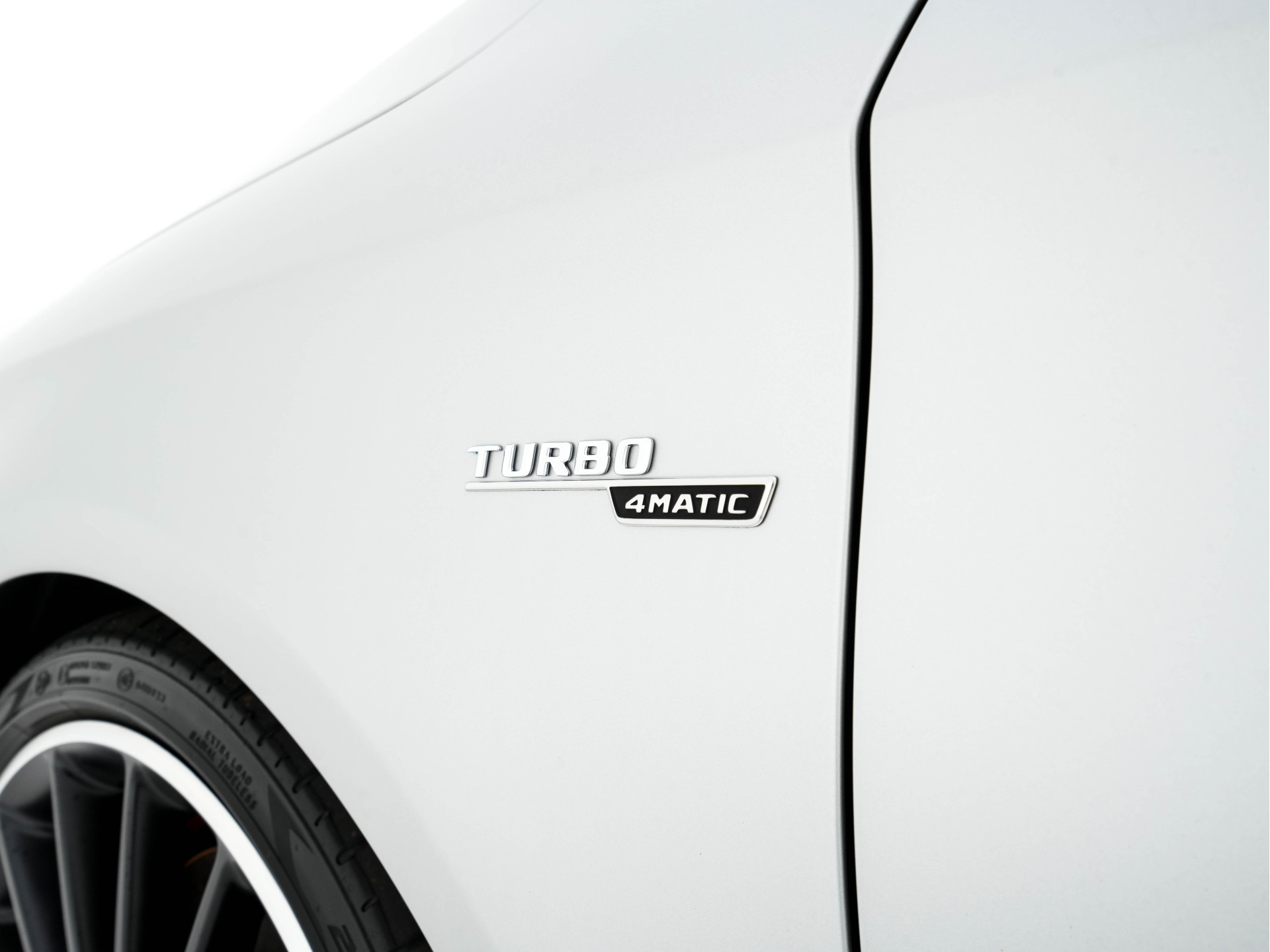 Mercedes-Benz CLA-klasse AMG 45 4MATIC Ambition Aut. *PANO | AMG-AERO-PACK | RECARO-SPORTSEATS | MICROFIBRE | FULL-LED | MEMORY-PACK | HARMAN/KARDON-SURROUD | KEYLESS | HEATED-SEATS | NAVI-FULLMAP | SHIFT-PADDLES | 19''ALU*