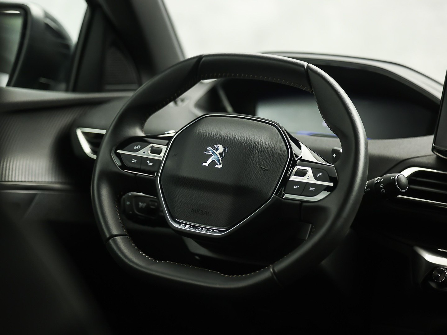 Peugeot 3008 1.6 HYbrid 225 Allure Sport 225Pk Automaat (APPLE CARPLAY, GROOT NAVI, KEYLESS, LEDER, 360 CAMERA, SPORTSTOELEN, ZWART HEMEL, GETINT GLAS, NIEUWSTAAT)
