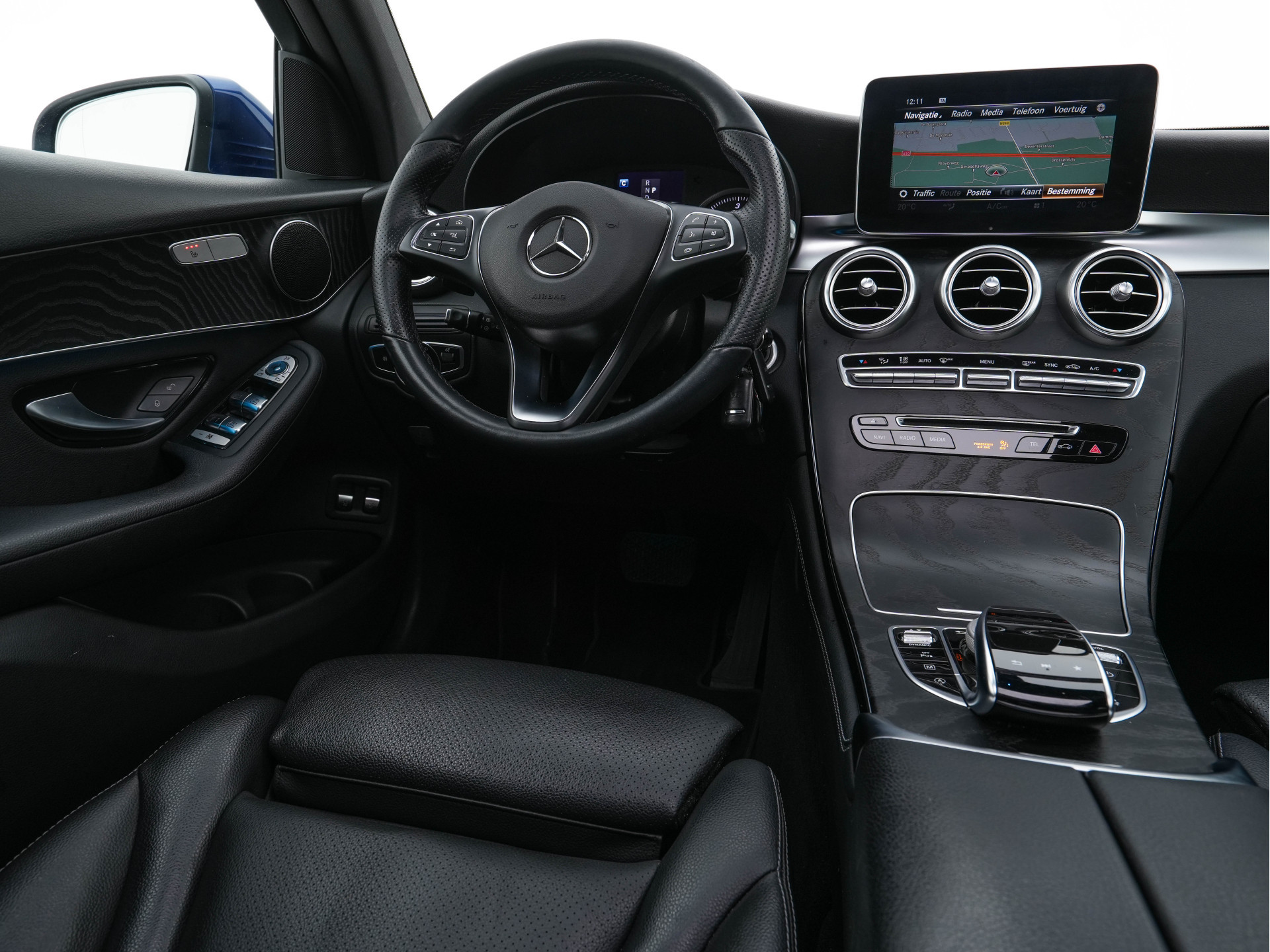 Mercedes-Benz GLC-klasse Coupé 350 d 4Matic AMG-Sportpack Premium Plus Aut. *PANO | LEATHER | FULL-LED |  NAVI-FULLMAP | ECC | CAMERA | PDC | SHIFT-PADDLES | CRUISE | AMBIENT-LIGHT | TOWBAR | HEATED-SPORTSEATS | PRIVACY-GLASS | 20"ALU*