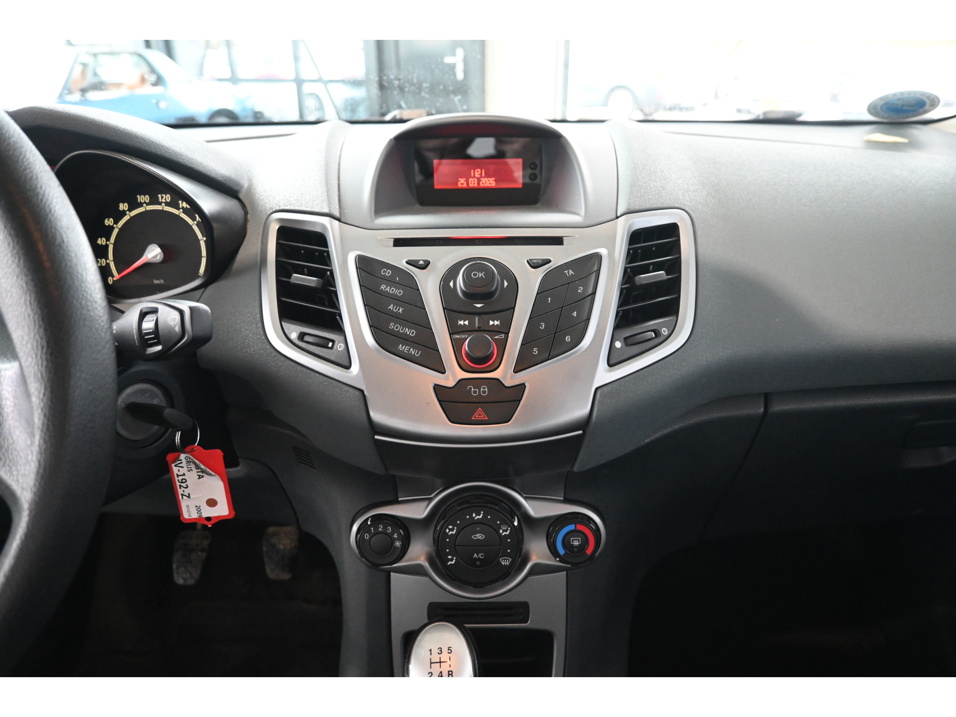 Ford Fiesta 1.25 Trend Airco Lichtmetaal Stuurbekrachtiging Lichtmetaal Inruil Mogelijk!