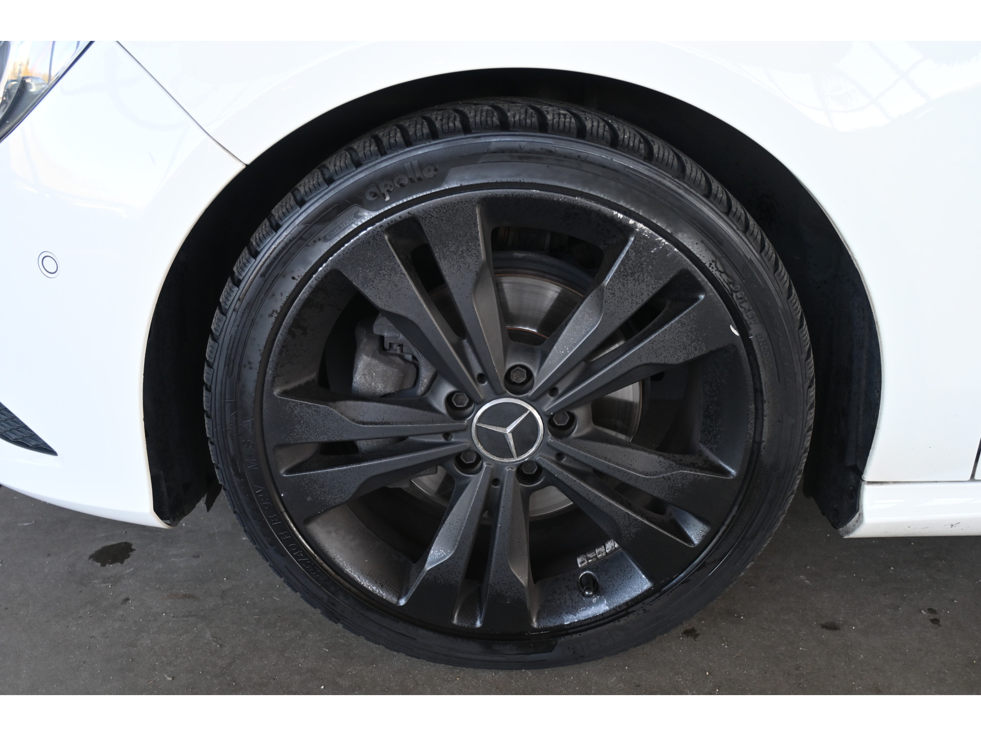 Mercedes-Benz CLA-klasse 200 Ambition Bi-Xenon Cruise Airco PDC Navigatie Inruil Mogelijk!