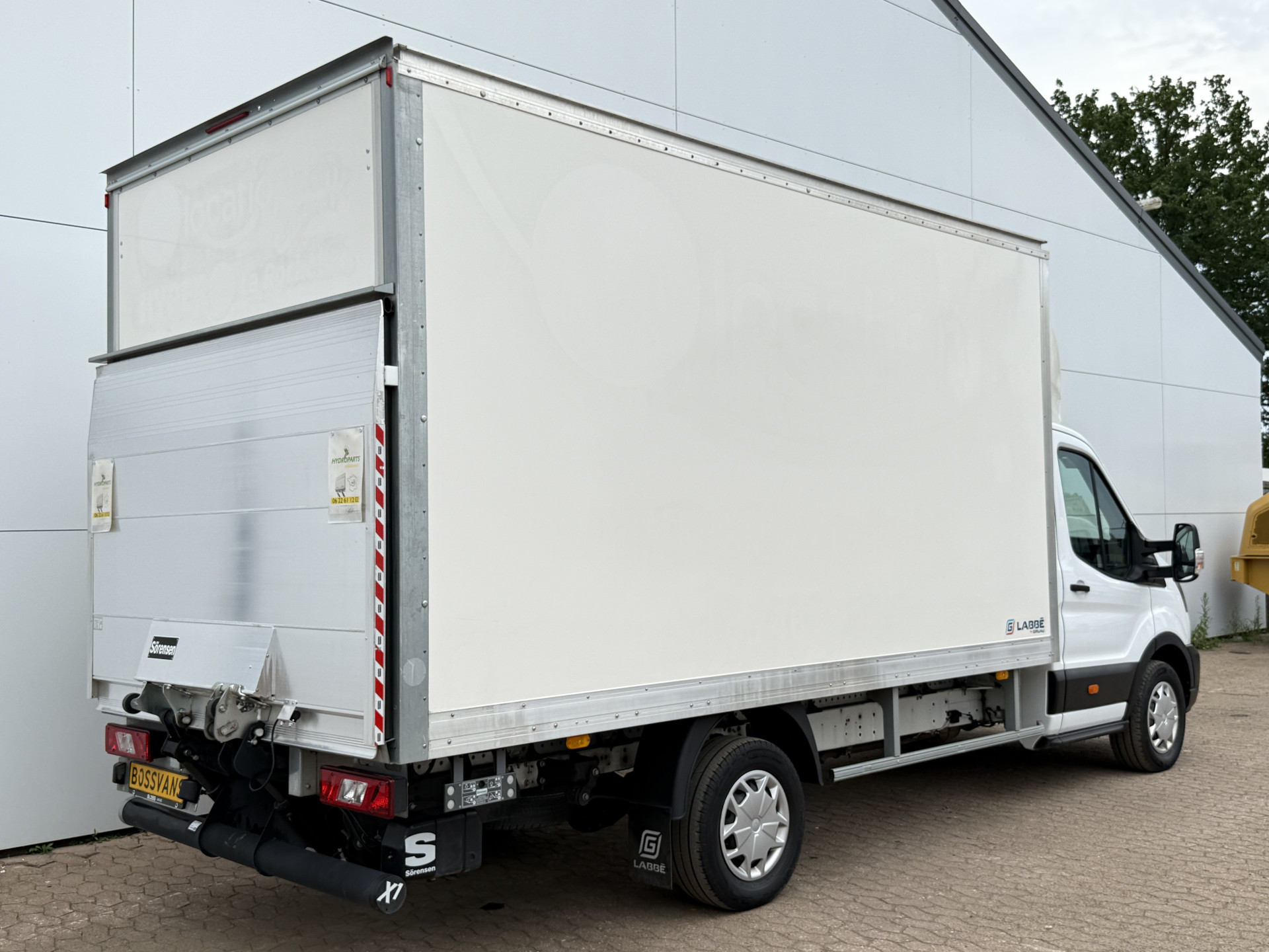 Ford Transit 2.0 TDCI 130PK Laadklep Airco Bakwagen Cruise Control Lane Assist Koffer Meubelbak