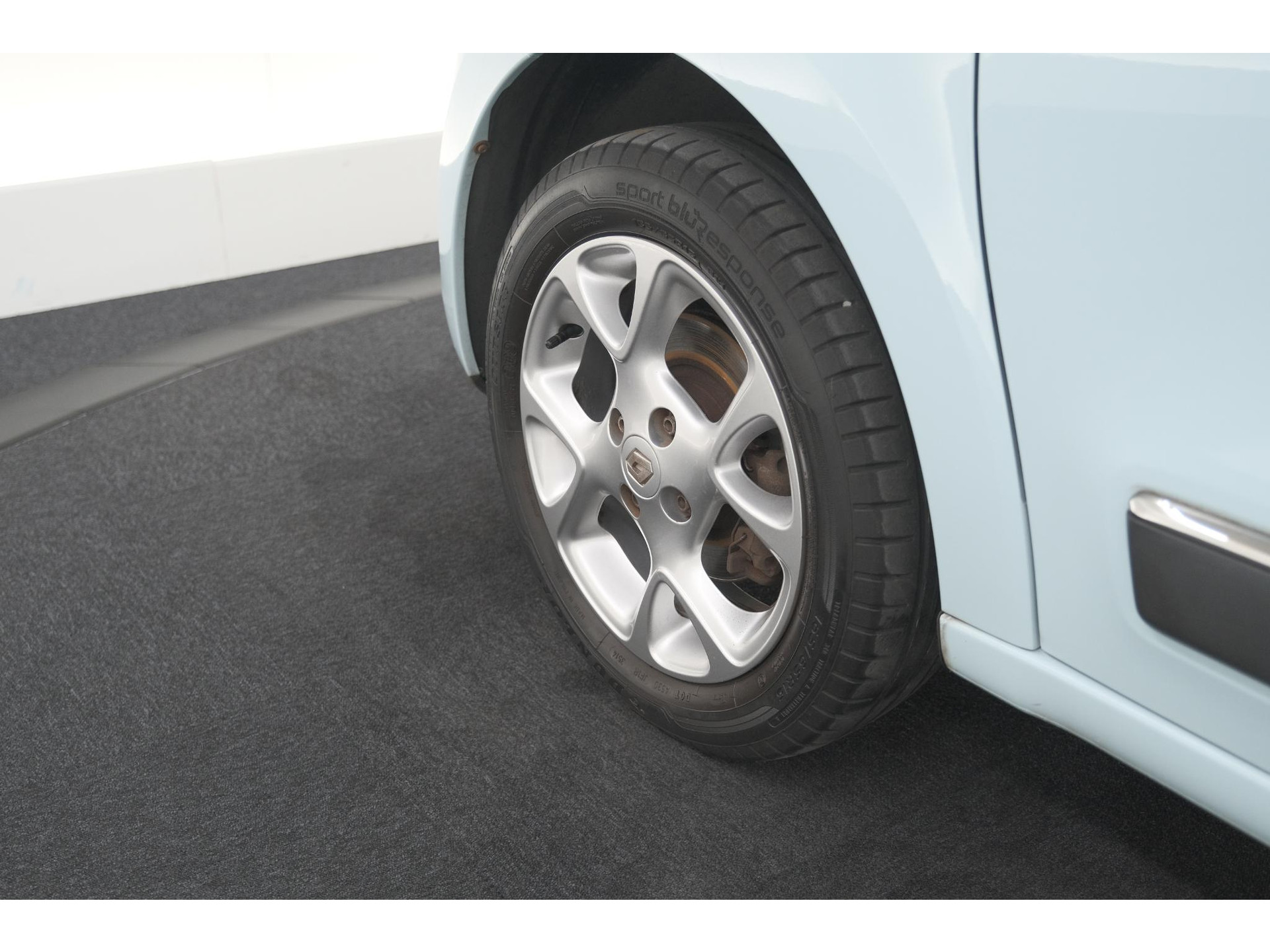 Renault Twingo 1.0 SCe Dynamique | Cruise control | LMV | Climate Control