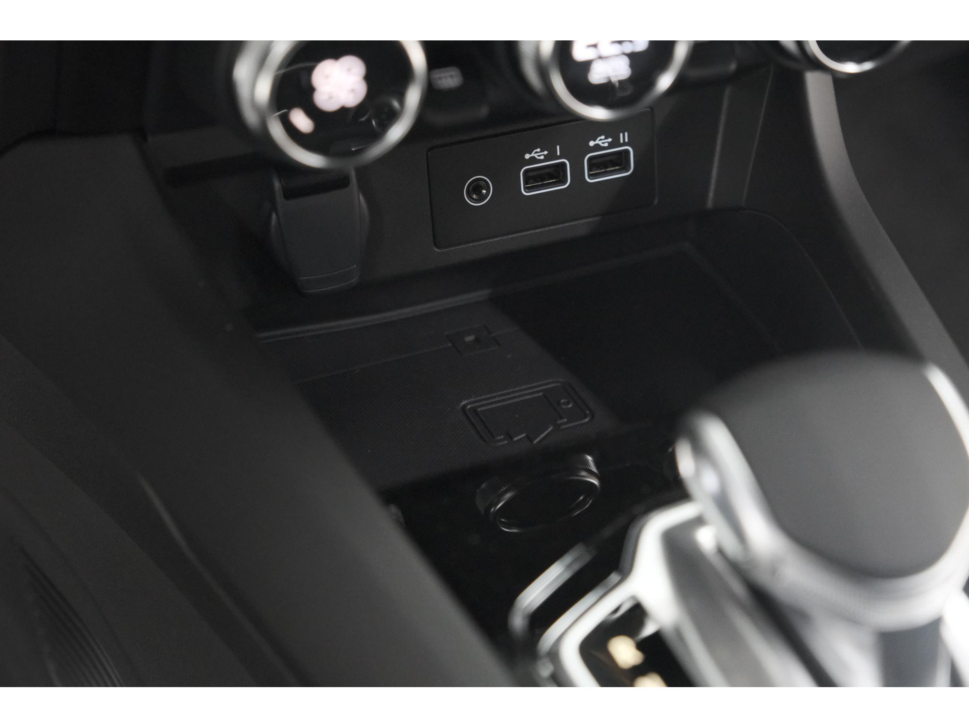 Renault Arkana 1.6 E-Tech hybrid 145 Esprit Alpine | Rondom Camera | Adaptieve Cruise Control | Pack Winter | Dodehoekdetectie