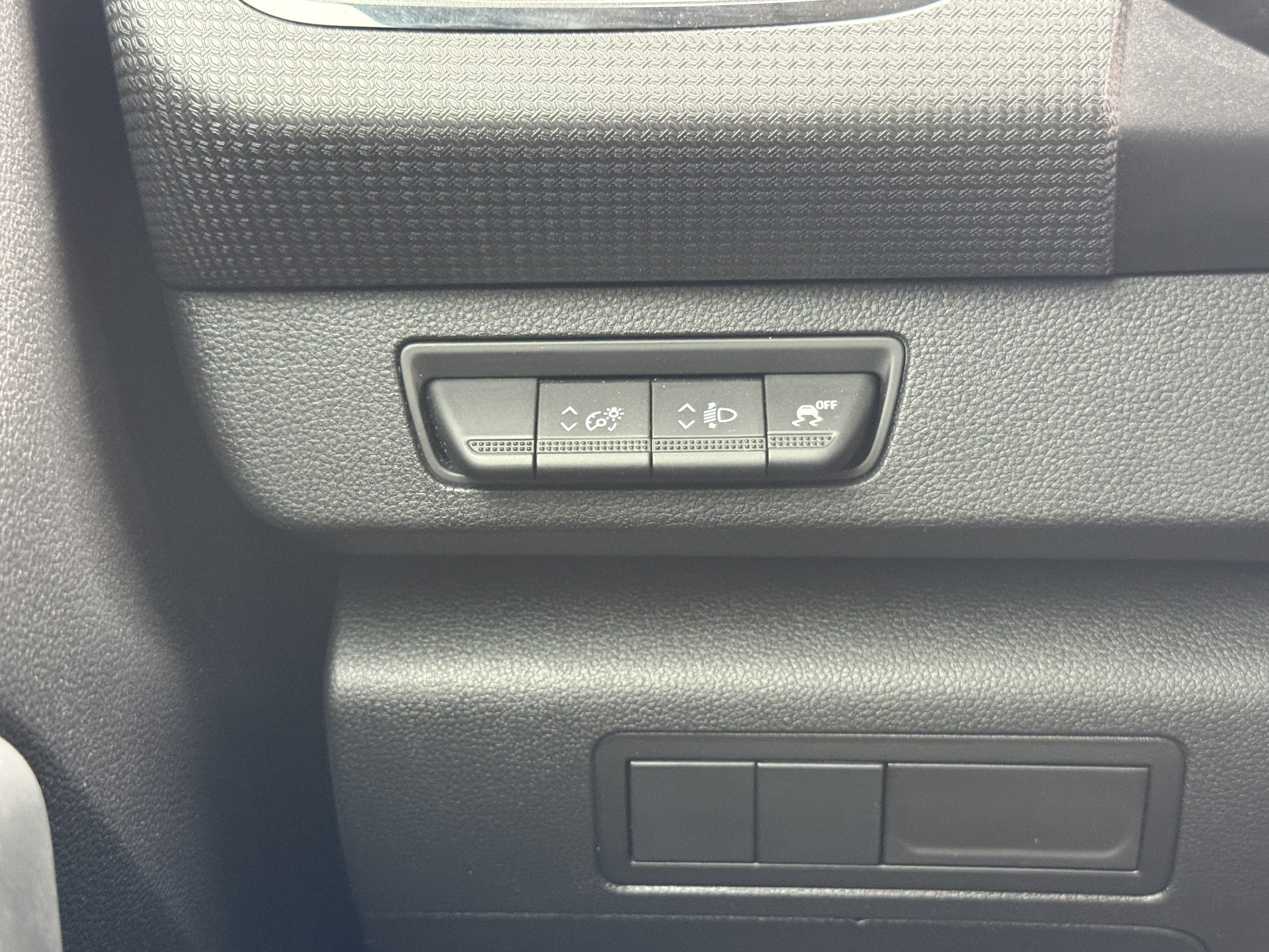 Renault Kangoo Grand Comfort TCe 130PK **Benzine** Automaat L1 LED Inbouw Airco Cruise Control Camera Parkeersensoren