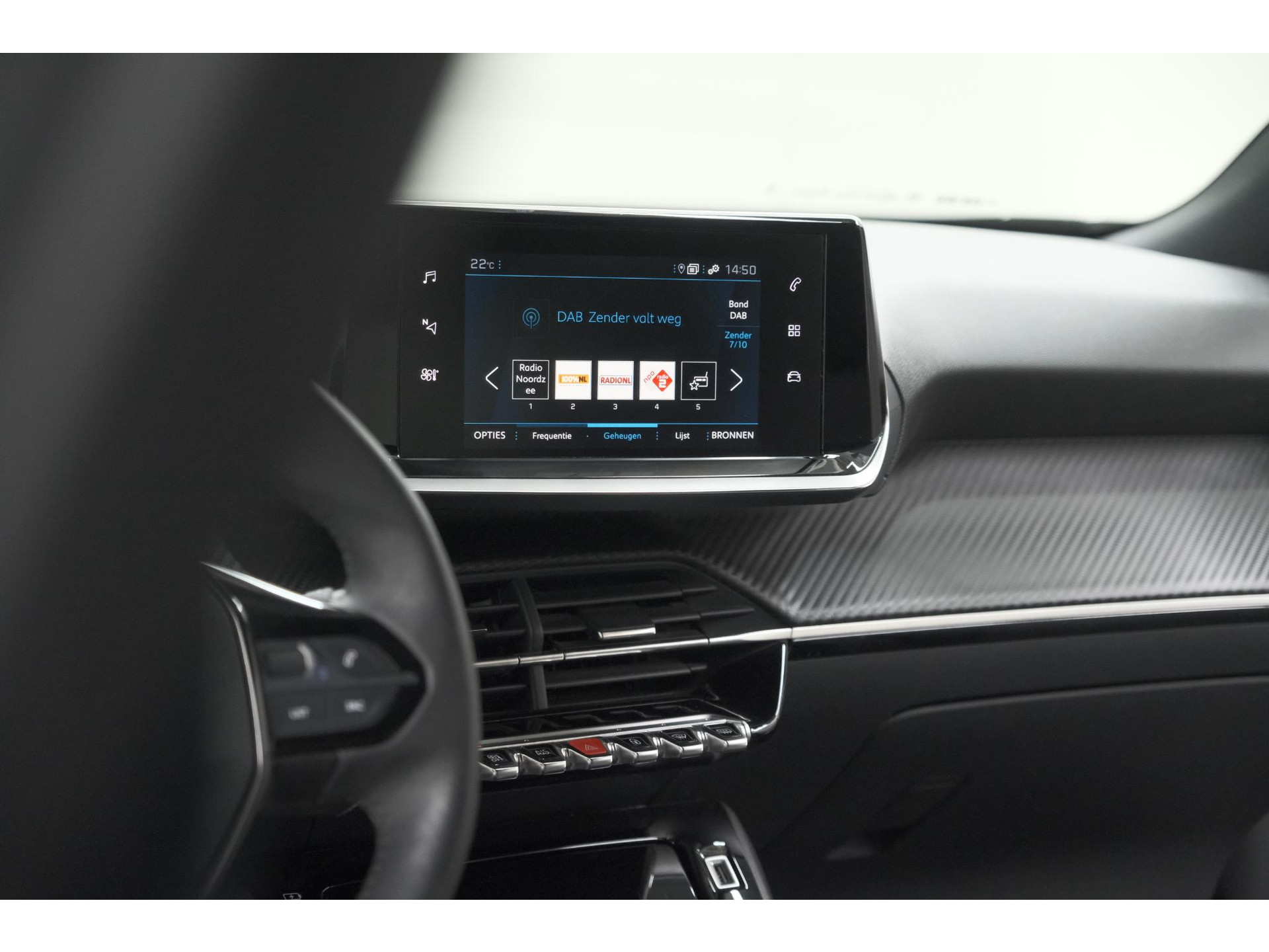 Peugeot 2008 PureTech Allure Pack | Navigatie | Parkeersensoren | Apple Carplay
