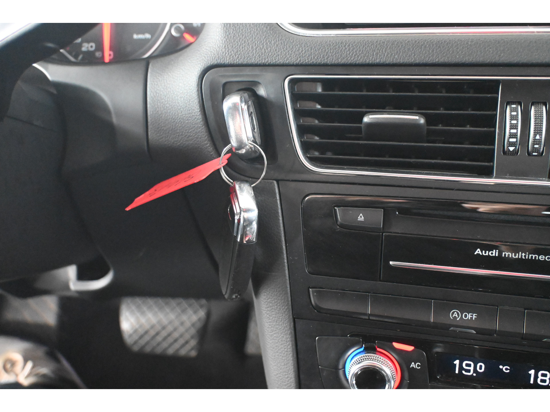 Audi Q5 3.0 TDI quattro S-line Clima Cruise control Navigatie LED 1e Eigenaar Inruil mogelijk