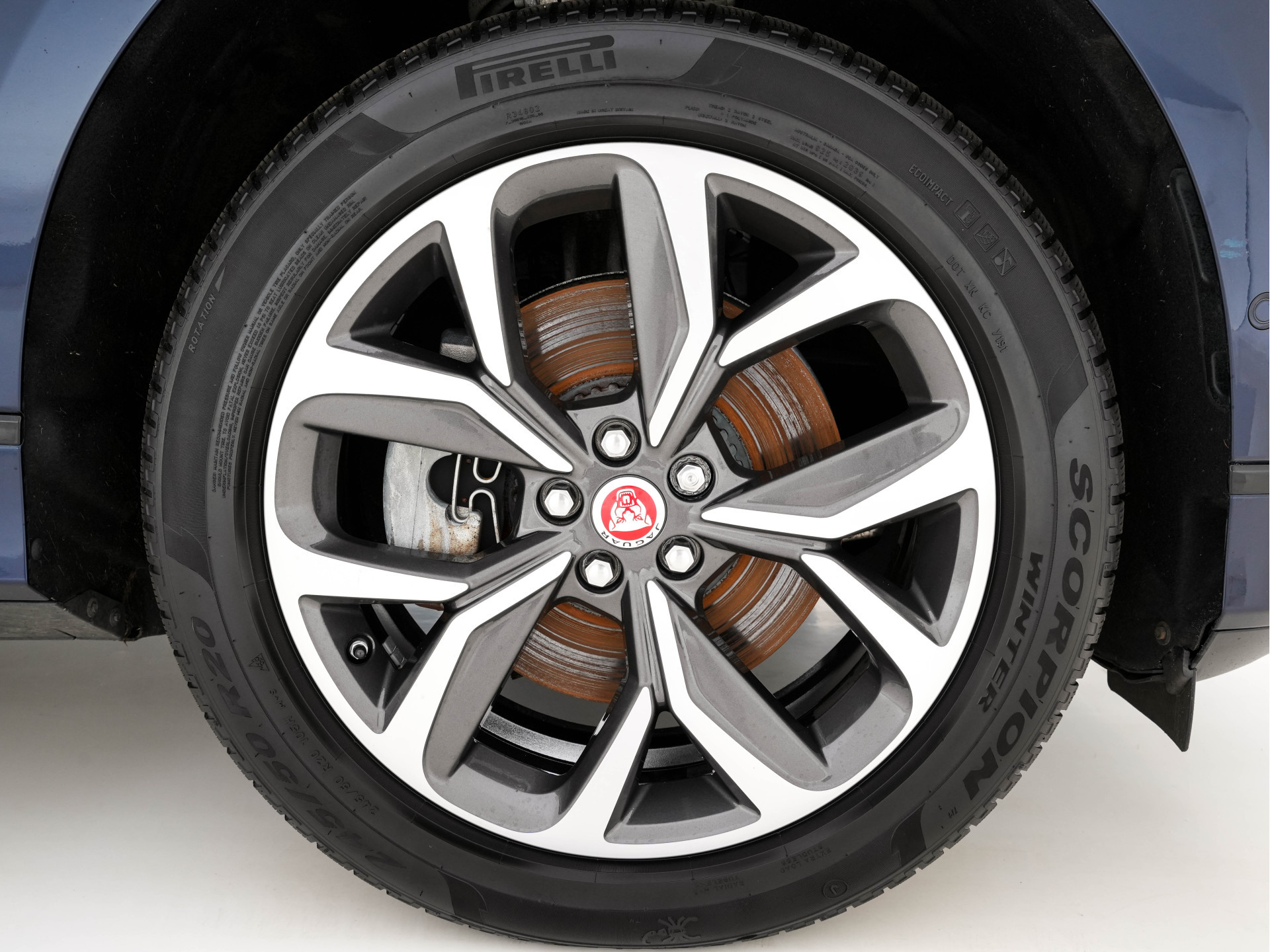 Jaguar I-PACE EV320 S AWD Business Pack 90 kWh [ 3-Fase ] {SOH-88%} (INCL-BTW) *LEATHER | FULL-LED | MERIDIAN-AUDIO | DIGI-COCKPIT | KEYLESS | DAB+ | NAVI-FULLMAP | ECC | HEATED-COMFORTSEATS | PDC | SURROUND-VIEW | CRUISE | LANE-ASSIST | TOWBAR | 20''A