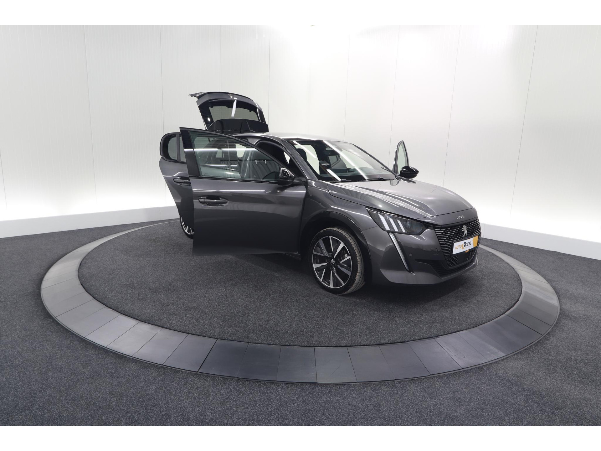 Peugeot 208 PureTech 100 GT | Camera | Adaptieve Cruise Control | Navigatie | Apple Carplay