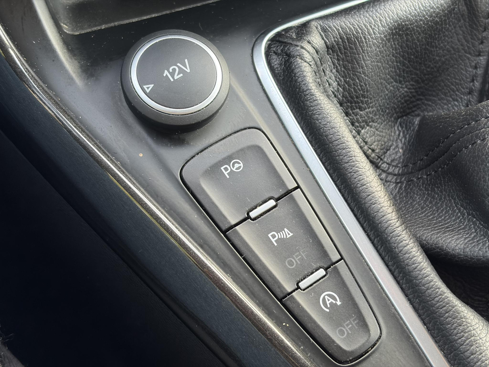 Ford Focus 1.0 Titanium Edition ✓1e Eigenaar✓125pk✓Recent Beurt gehad✓Dealer Onderhouden✓Navi✓6 Bak✓Pdc V+A✓Clima✓Cruise✓Lm velgen✓4 Elekt Ramen✓N.A.P✓Apk tot 03-2027