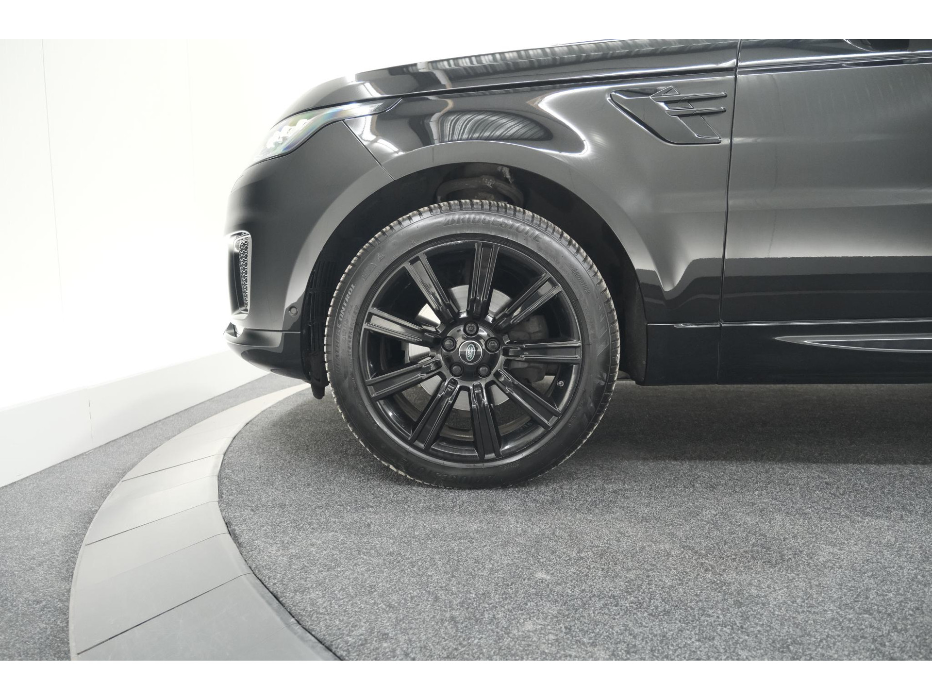 Land Rover Range Rover Sport 3.0 SDV6 HSE Dynamic 3500kg trekgewicht - BTW - Zwart/Zwart