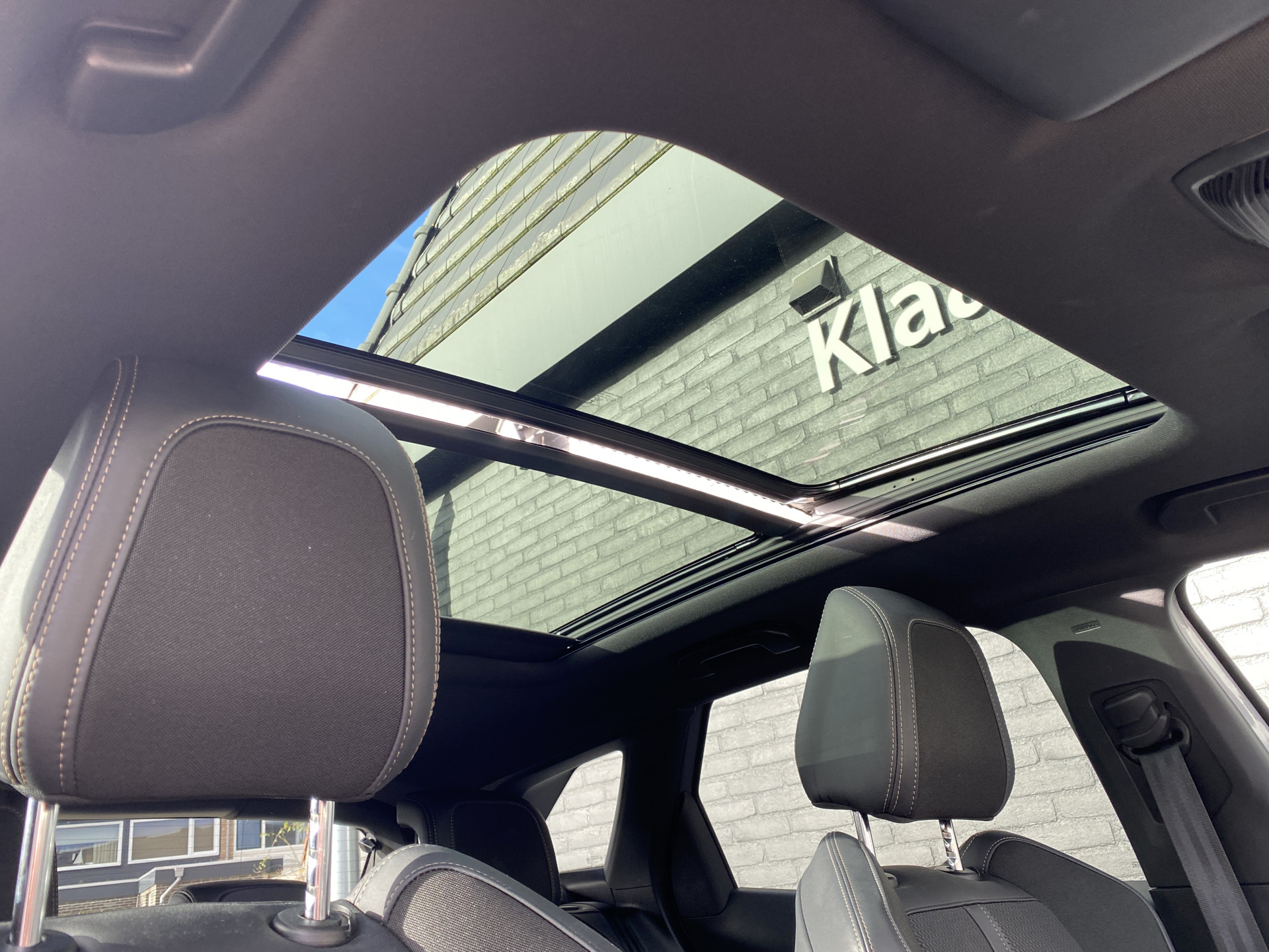Peugeot 3008 1.6 Plug-in Hybrid 4WD 300 pk GT AUT. | 1e eigenaar | carplay | panoramadak | navigatie | 3D cockpit | 2 laadkabels | BTW