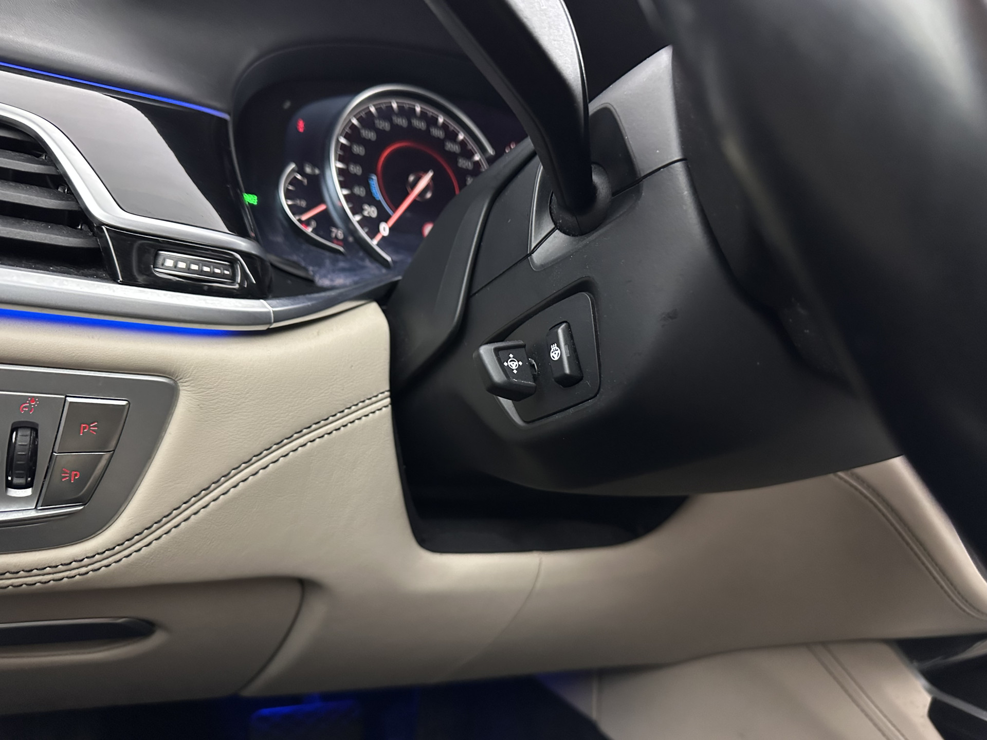 BMW 7-serie 740Le xDrive iPerformance High Executive (Plug-In) Aut. *PANO | LEATHER | MASSAGE | HARMAN/KARDON | MEMORY-PACK | BLIS | TOPVIEW |  HEAD-UP | ADAPTIVE-CRUISE | FULL-LED | ENTERTAINMENT | DAB+ | ..