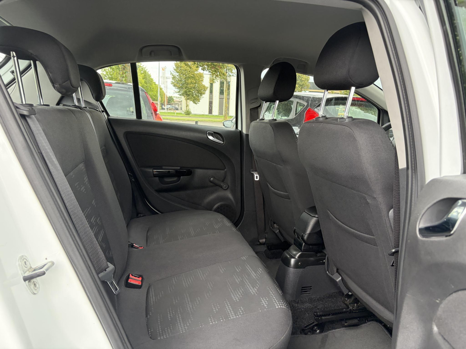 Opel Corsa 1.4-16V Berlin ✓2e Eigenaar✓Airco✓Dealer Onderhouden✓✓5 Deurs✓Lm velgen✓N.A.P✓Apk tot 10-2027