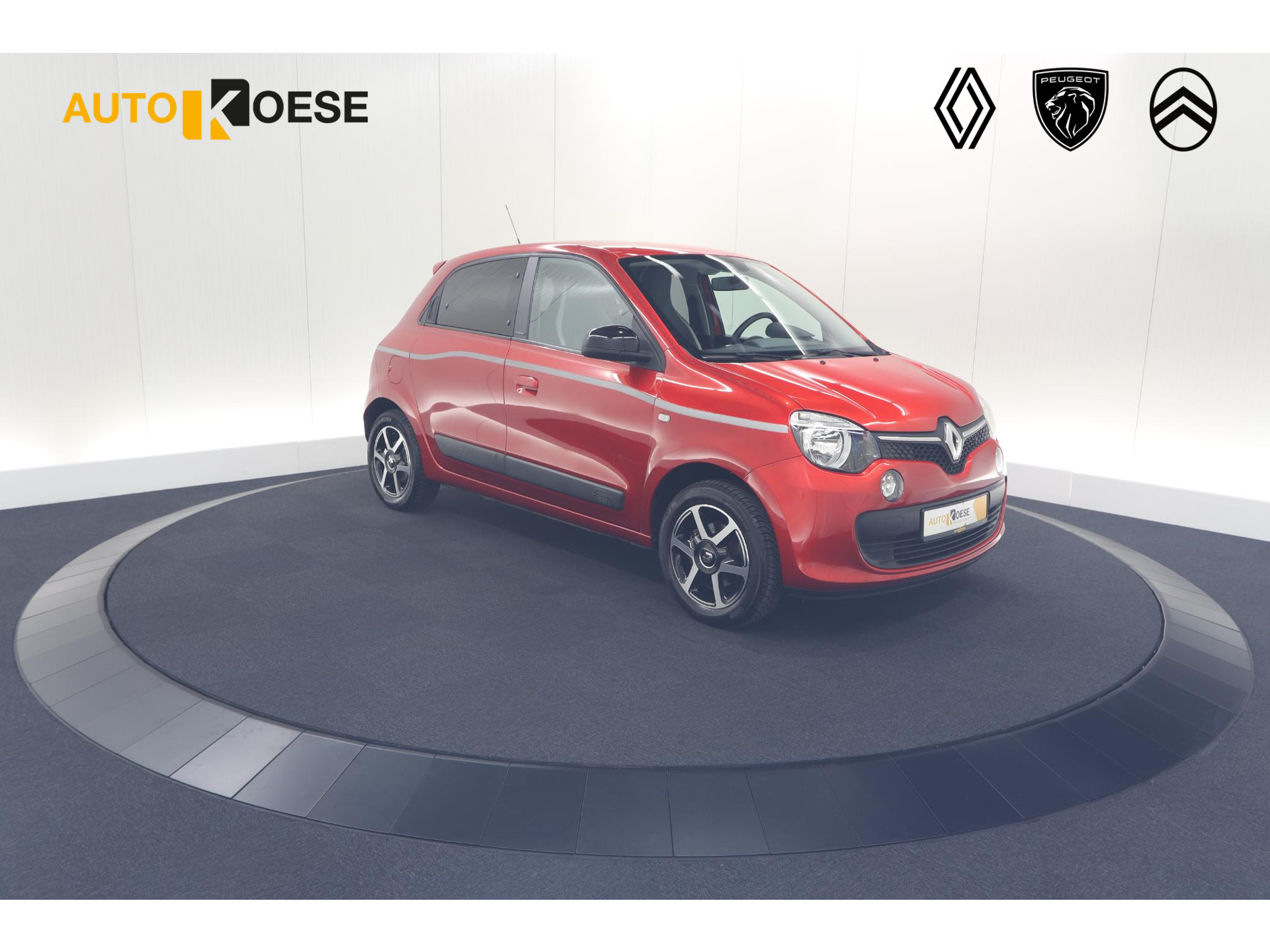 Renault Twingo 1.0 SCe Limited | Automaat | Parkeersensoren | Allseason Banden | Bluetooth Radio