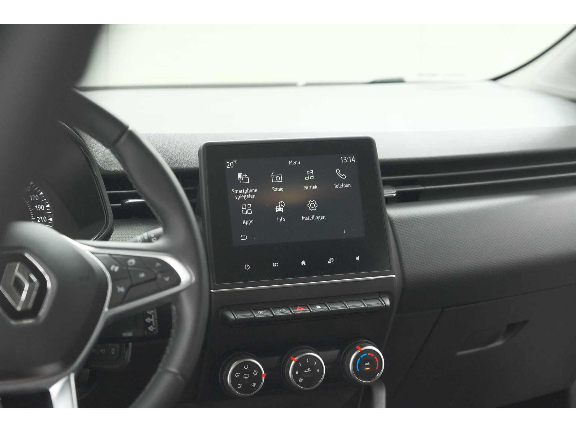 Renault Clio TCe 90 Equilibre | Parkeersensoren | Apple Carplay | Cruise Control