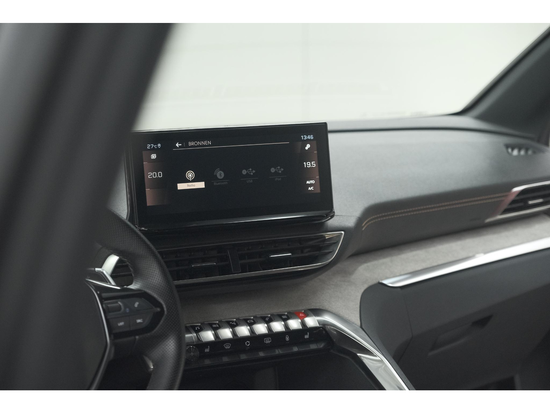 Peugeot 5008 PureTech 130 EAT8 GT Black Pack | Elektrische Kofferklep | Camera | Adaptieve Cruise Control | Dodehoekdetectie